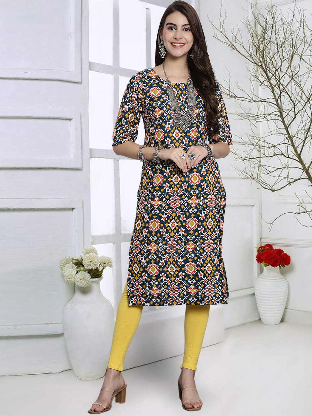 

7Threads Women Printed Thread Work Floral Crepe Kurta, Multi