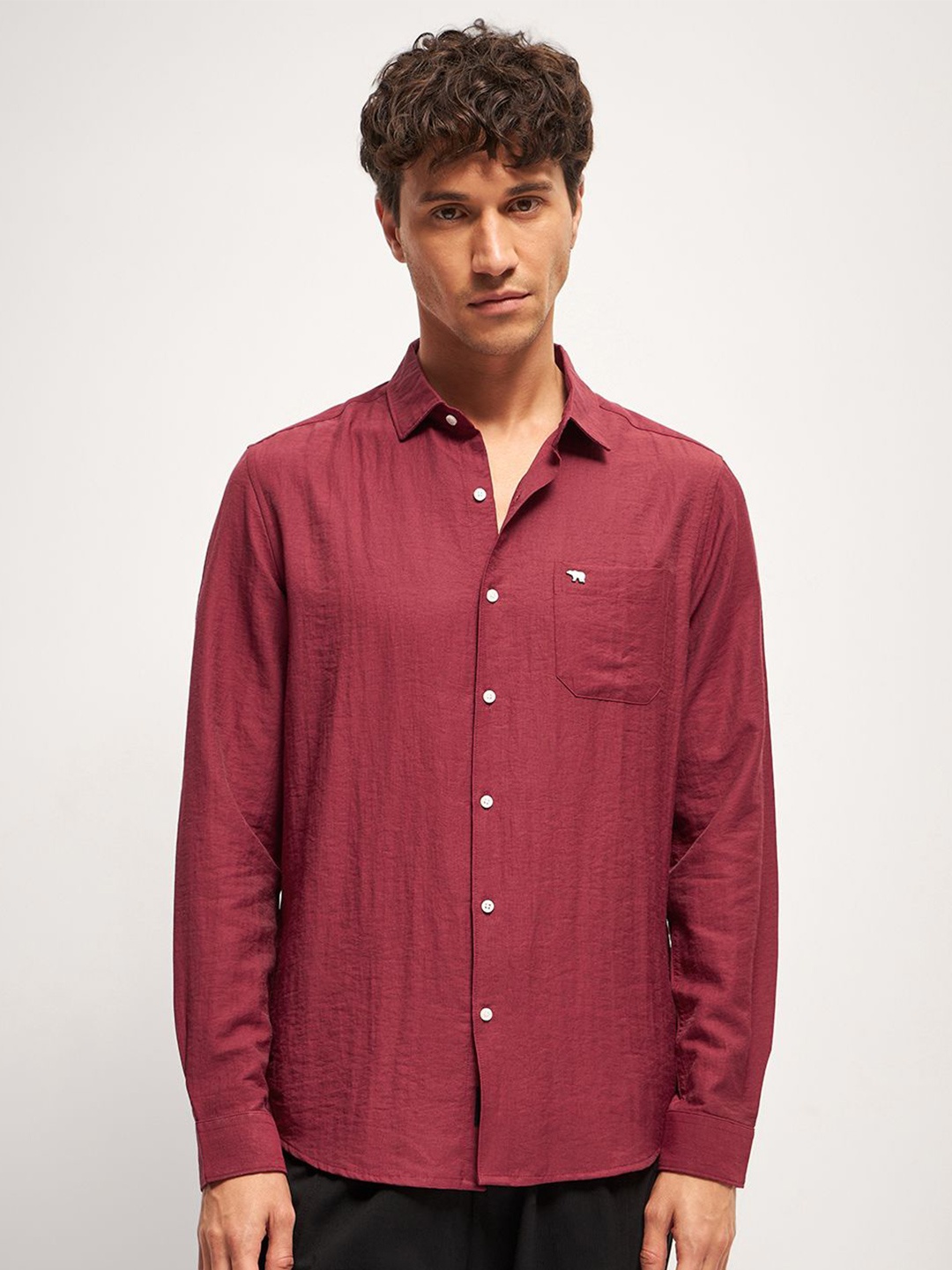 

THE BEAR HOUSE Men Slim Fit Solid Casual Shirt, Red