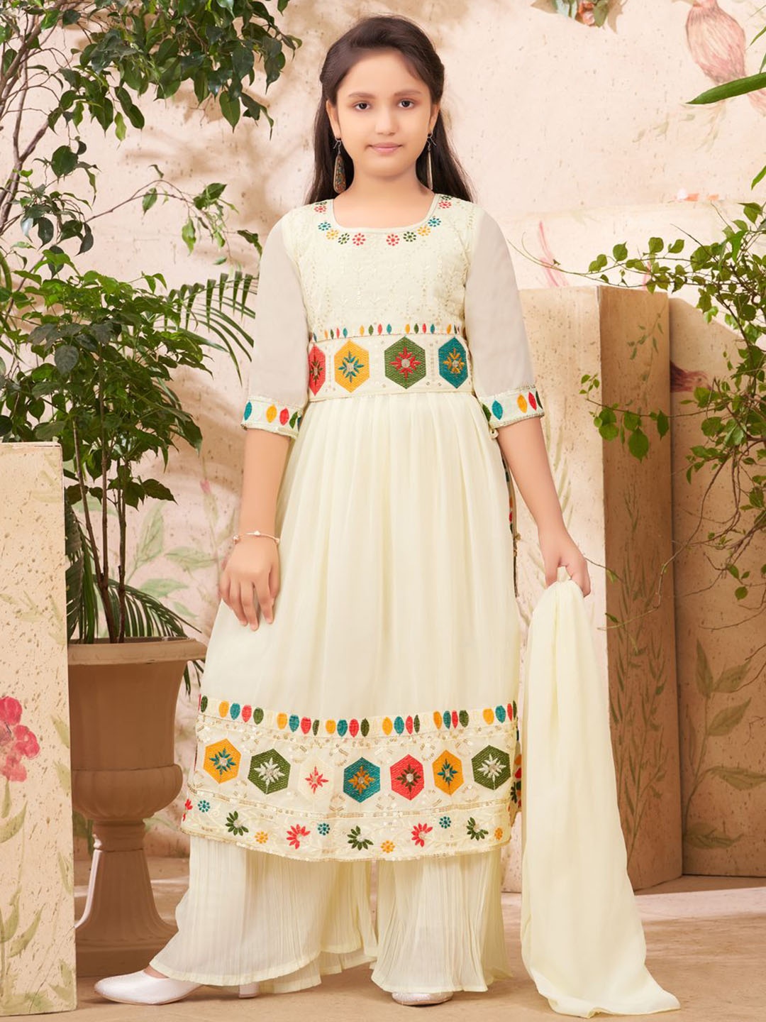 

Aarika Girls Floral Embroidered Regular Thread Work Kurta with Sharara & With Dupatta, Lime green