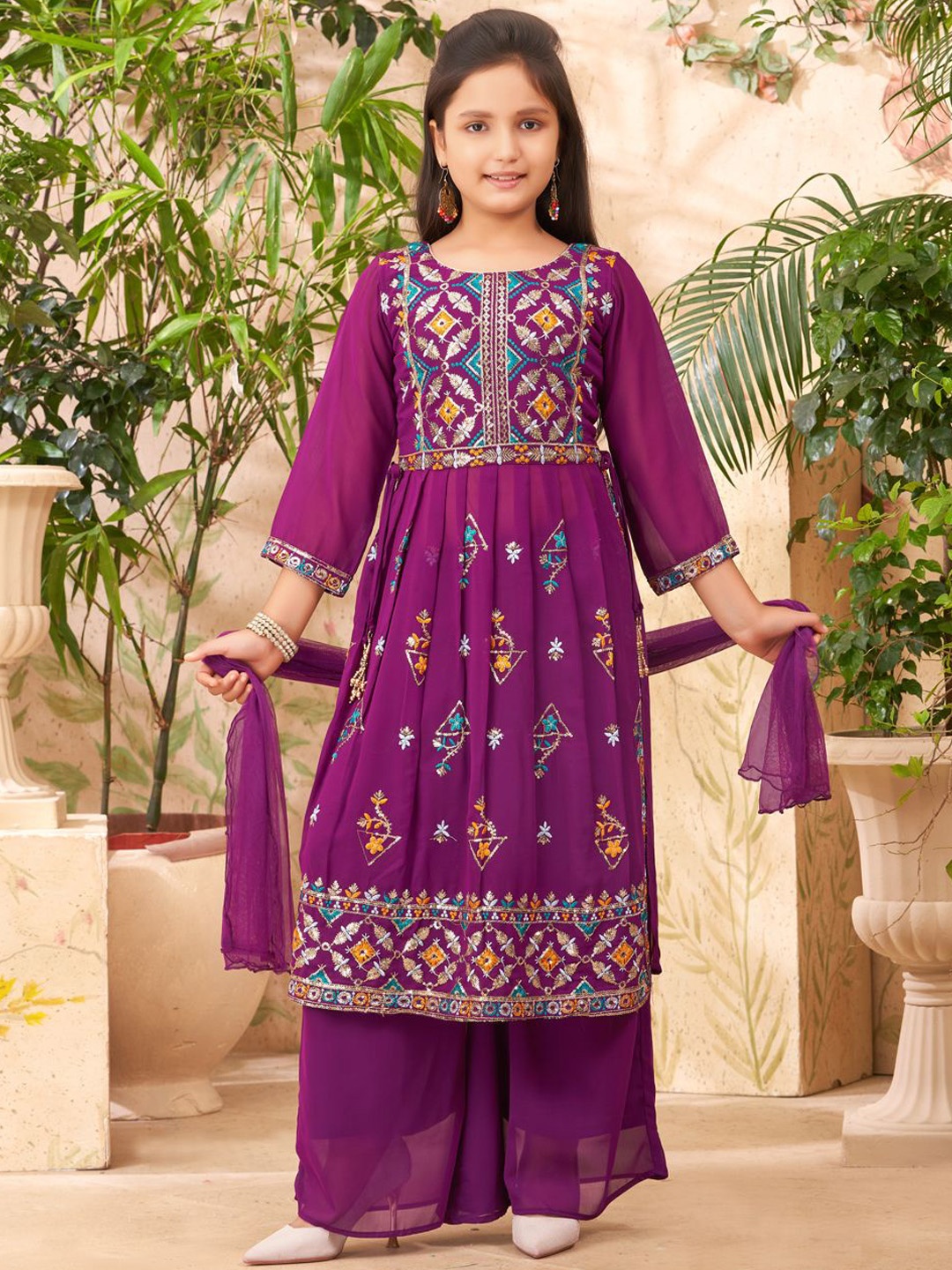 

Aarika Girls Floral Embroidered Regular Kurta with Palazzos & With Dupatta, Purple