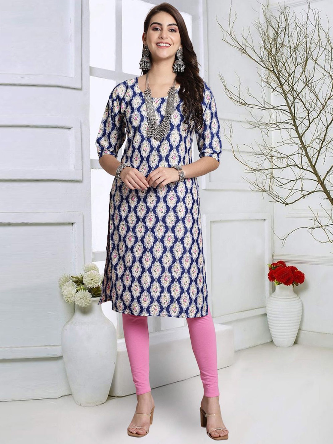 

7Threads Women Geometric Mirror Work Floral Crepe Kurta, Multi