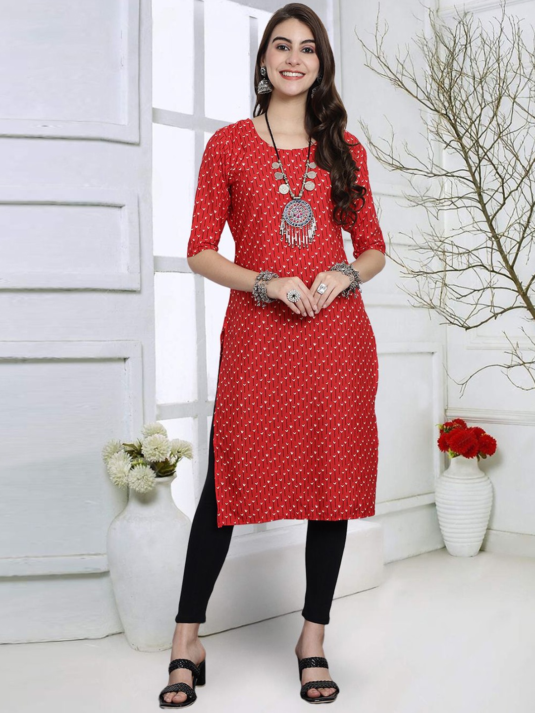 

7Threads Women Geometric Thread Work Floral Crepe Kurta, Multi