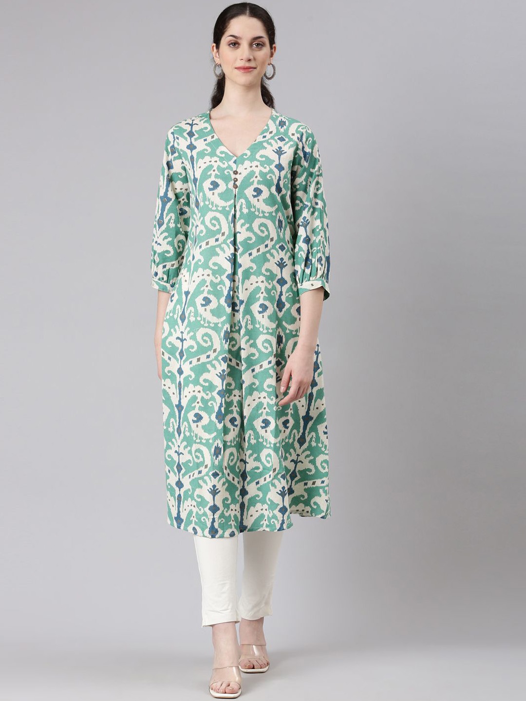 

Neerus Women Dyed Mirror Work Anarkali Kurta, Green