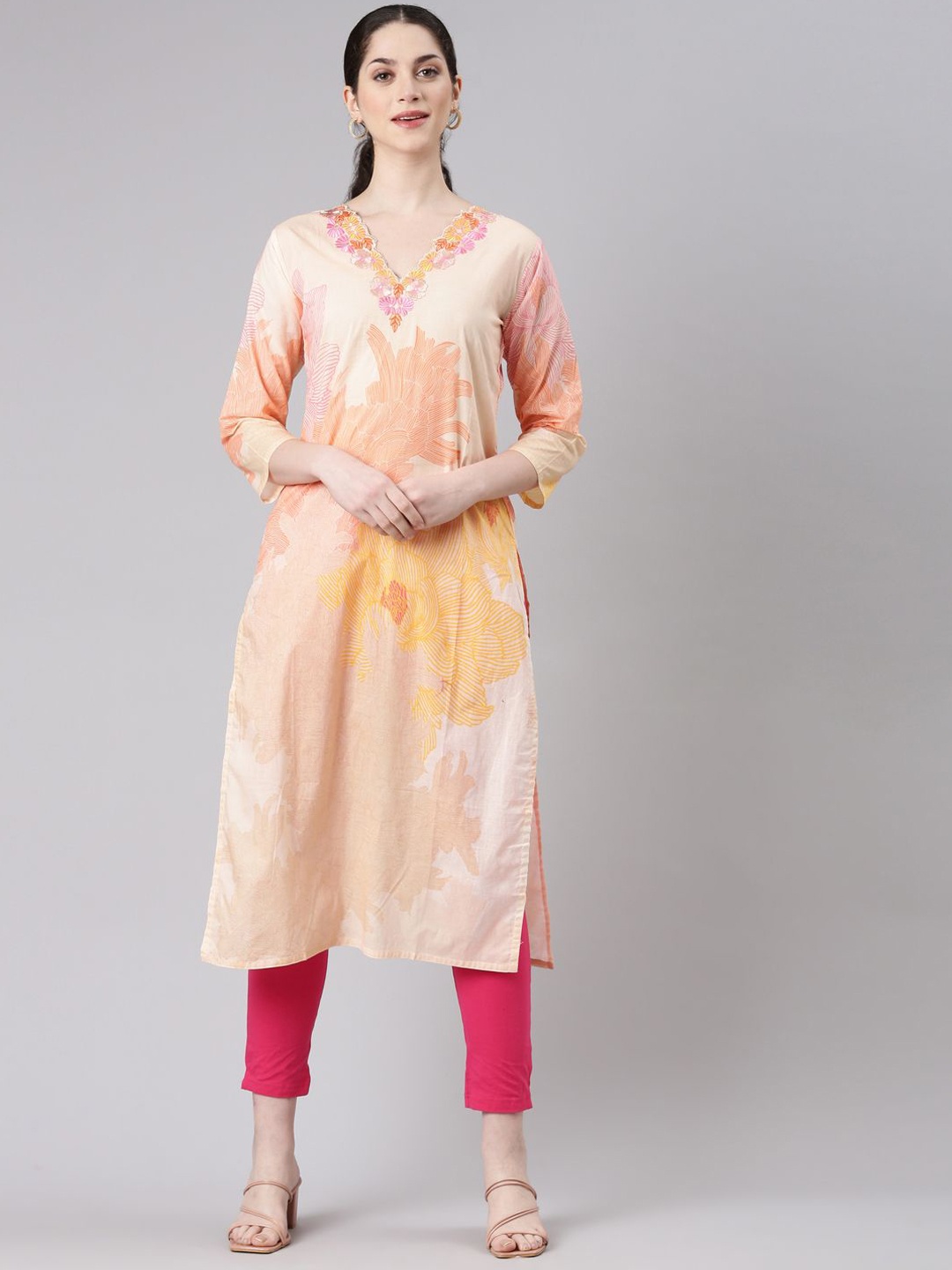 

Neerus Women Dyed Thread Work Anarkali Kurta, Cream