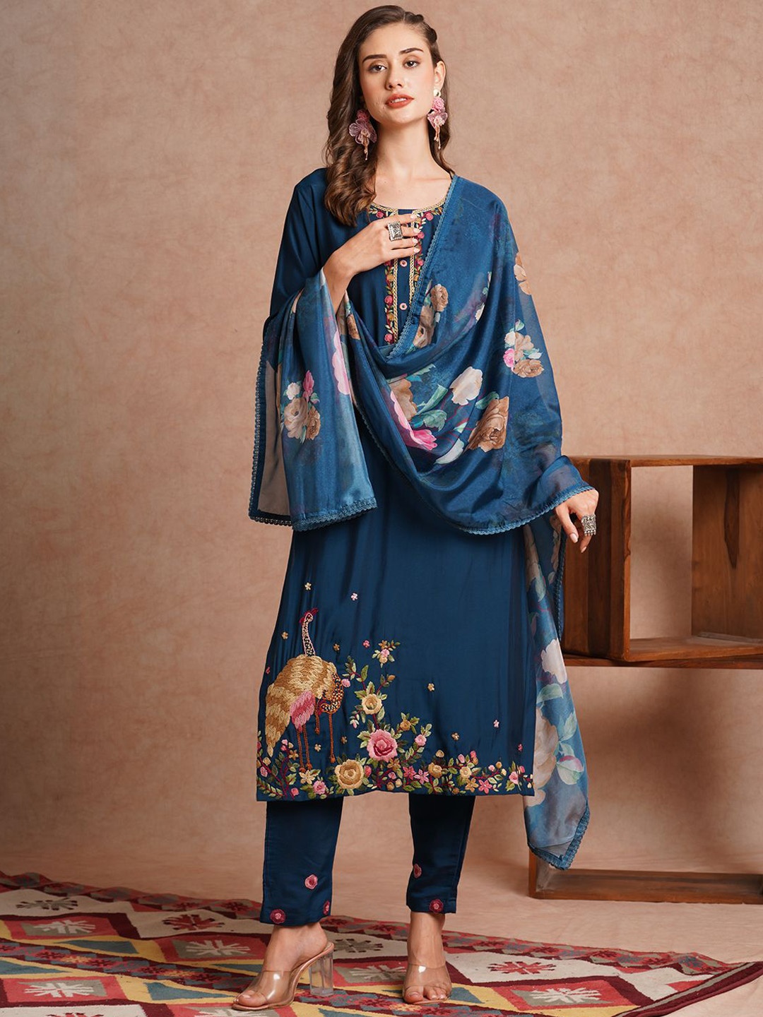 

FASHOR Women Floral Embroidered Regular Sequinned Kurta with Trousers & With Dupatta, Teal