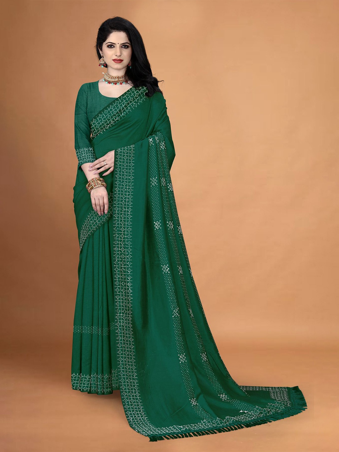 

Sitanjali Floral Zari Jute Silk Kanjeevaram Saree, Green