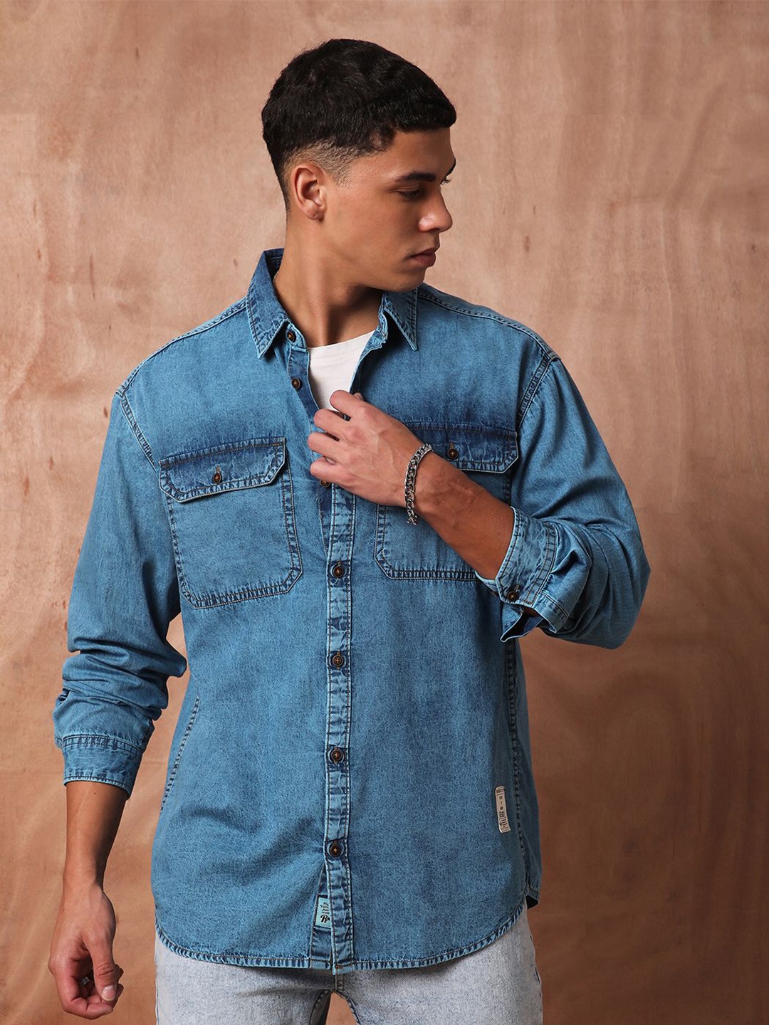 

The Roadster Lifestyle Co Relaxed Fit Longsleeves Shirts, Blue