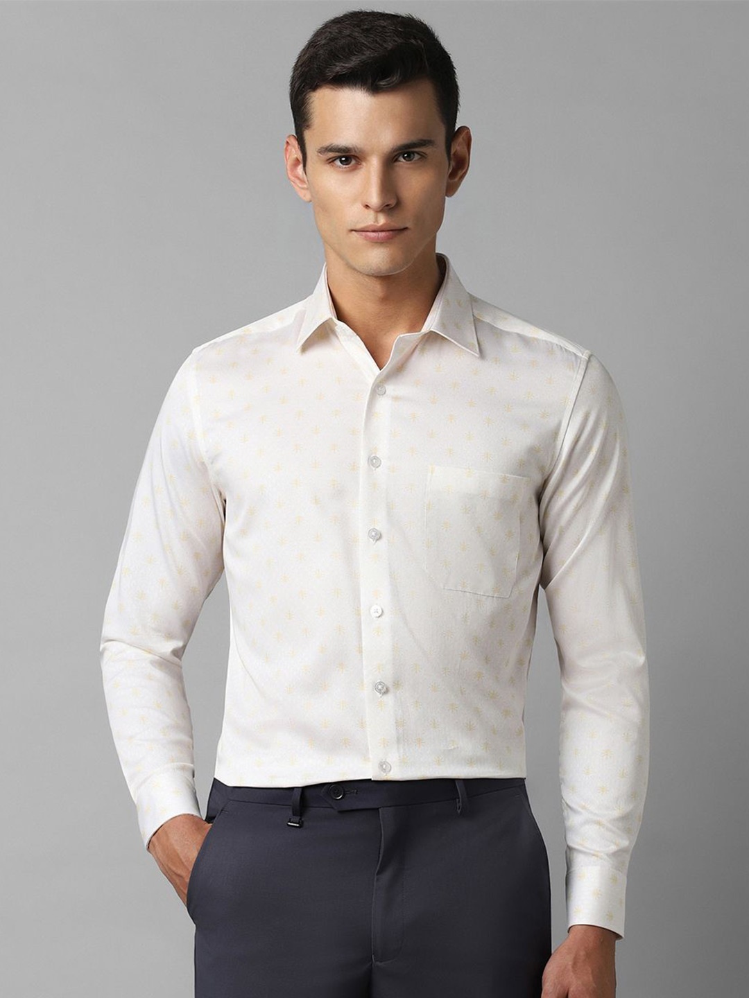 

Louis Philippe Men Slim Fit Opaque Formal Shirt, White