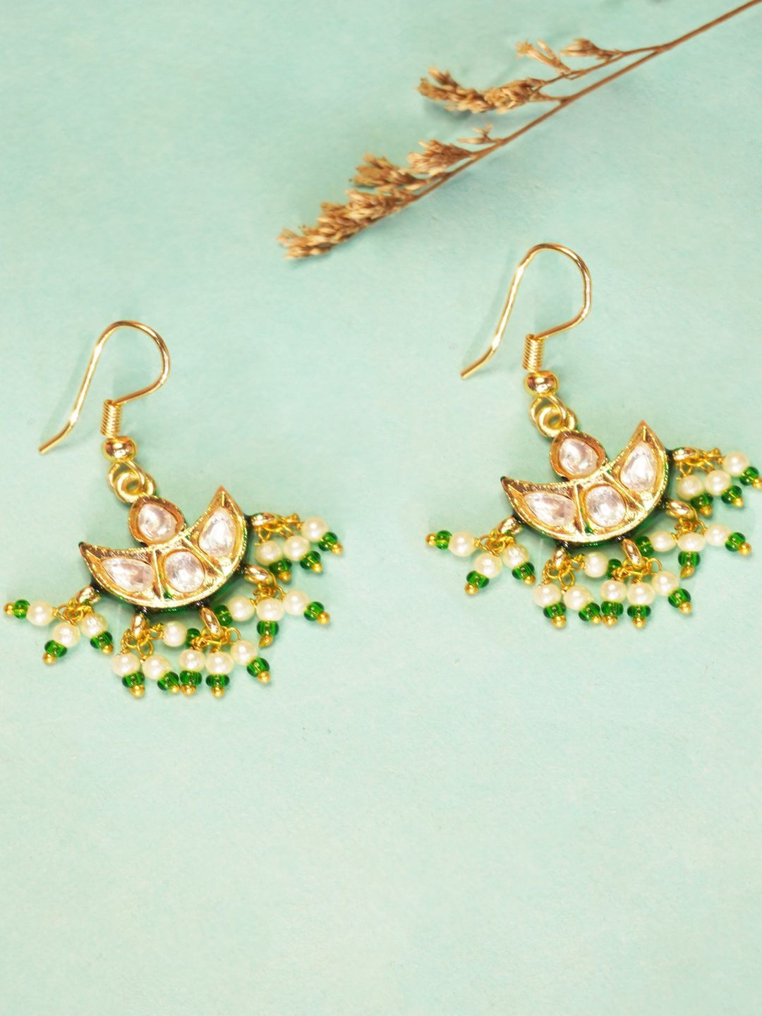 

Niscka Contemporary Studs Earrings, Green