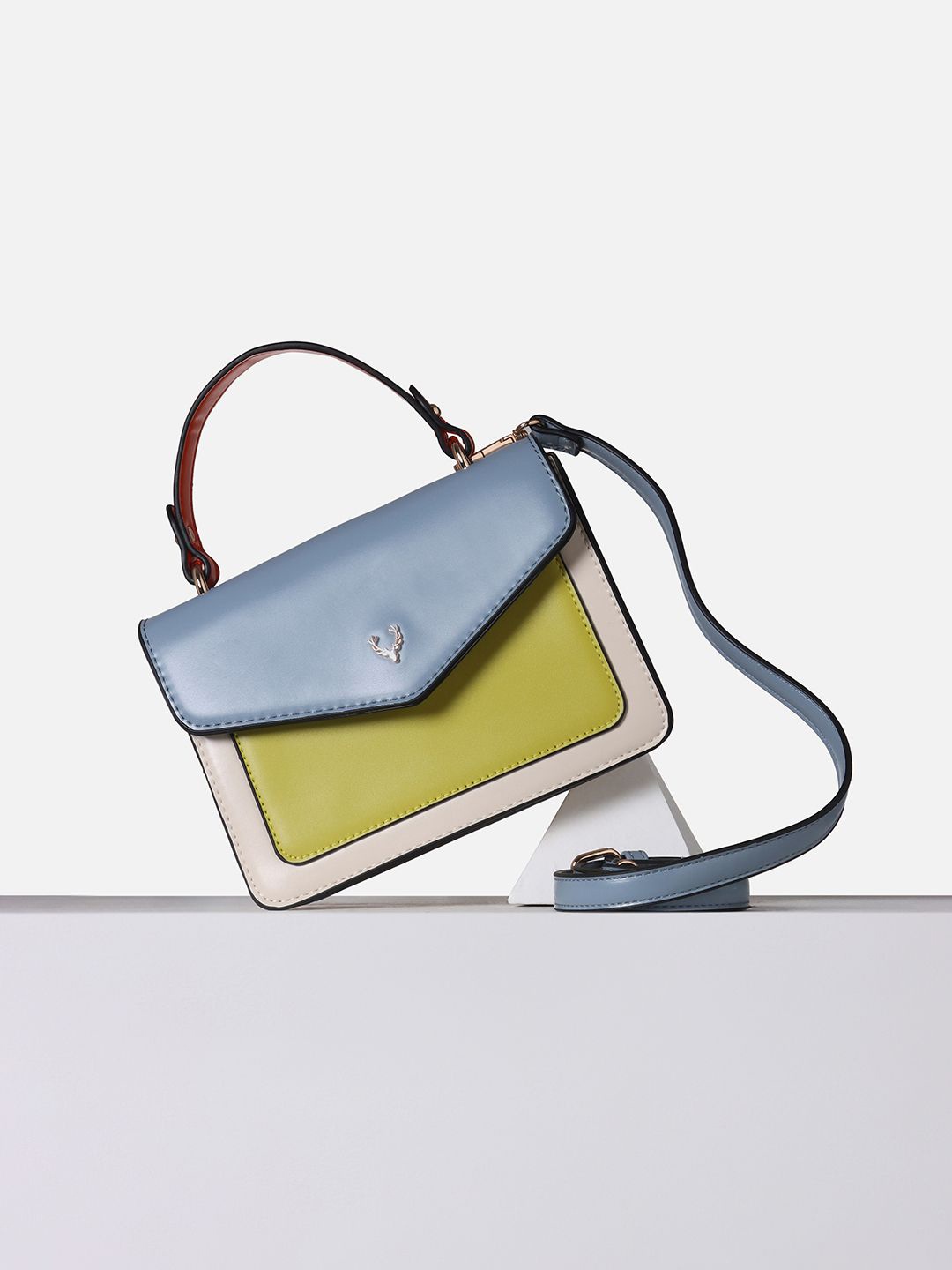 

Allen Solly Woman Colourblocked PU Bucket Handheld Bag with Applique, Cream