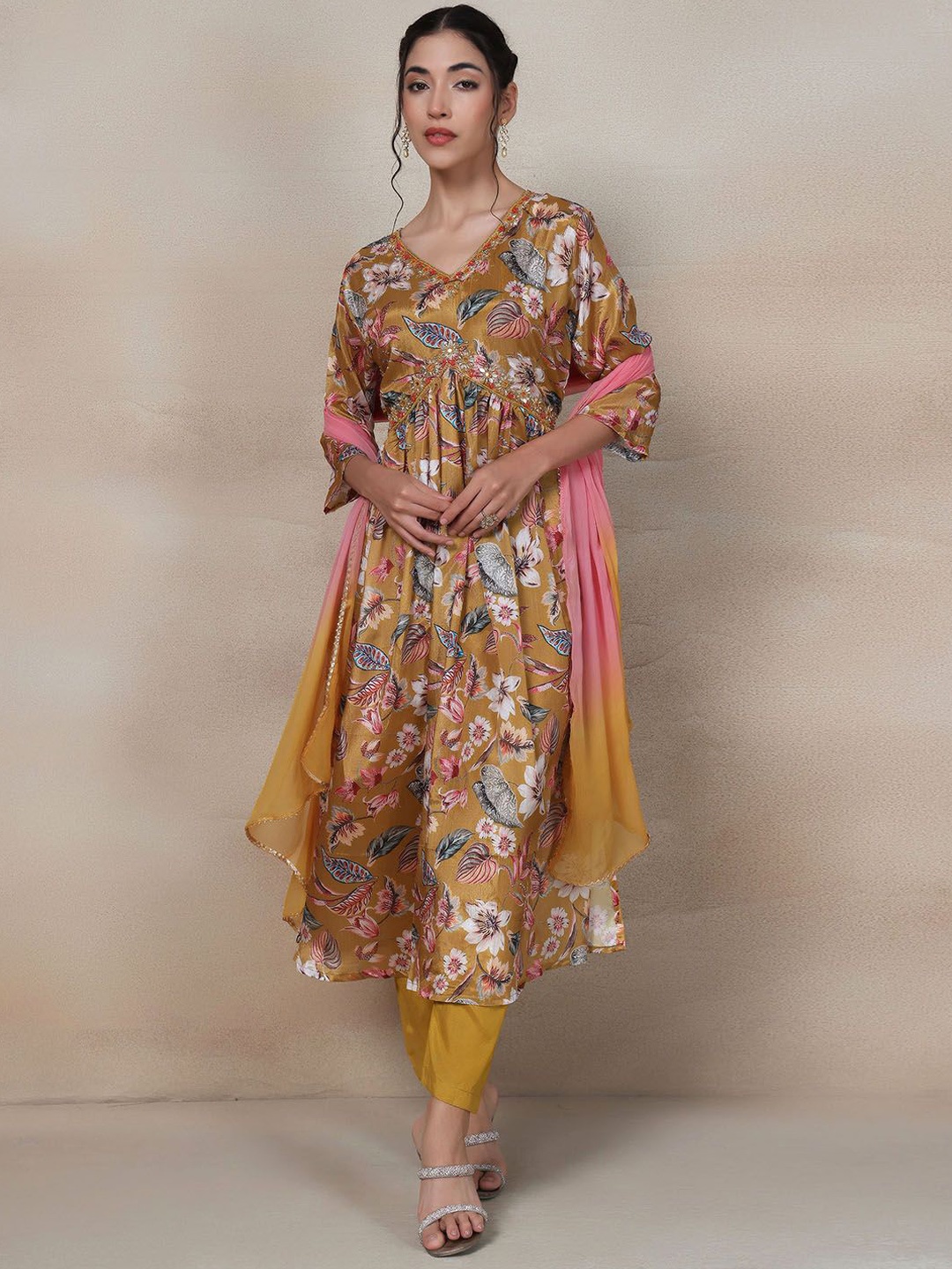 

Rang by Indya Women Ethnic Motifs Printed Empire Thread Work Kurta with Trousers & With Dupatta, Yellow