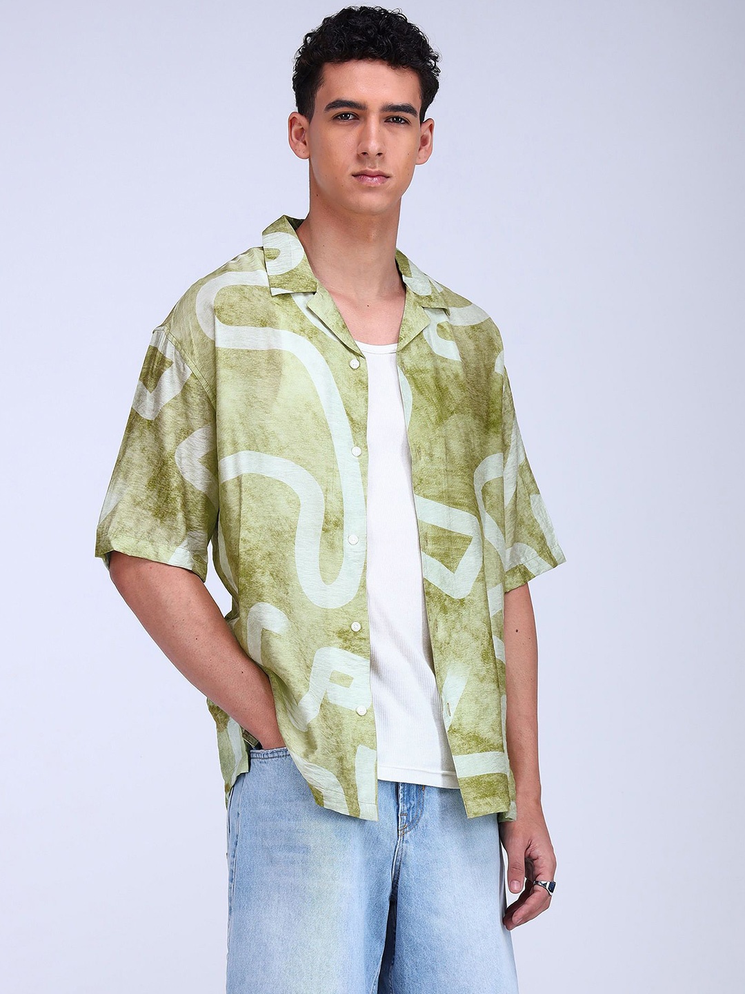 

Flying Machine Men Opaque Printed Casual Shirt, Green