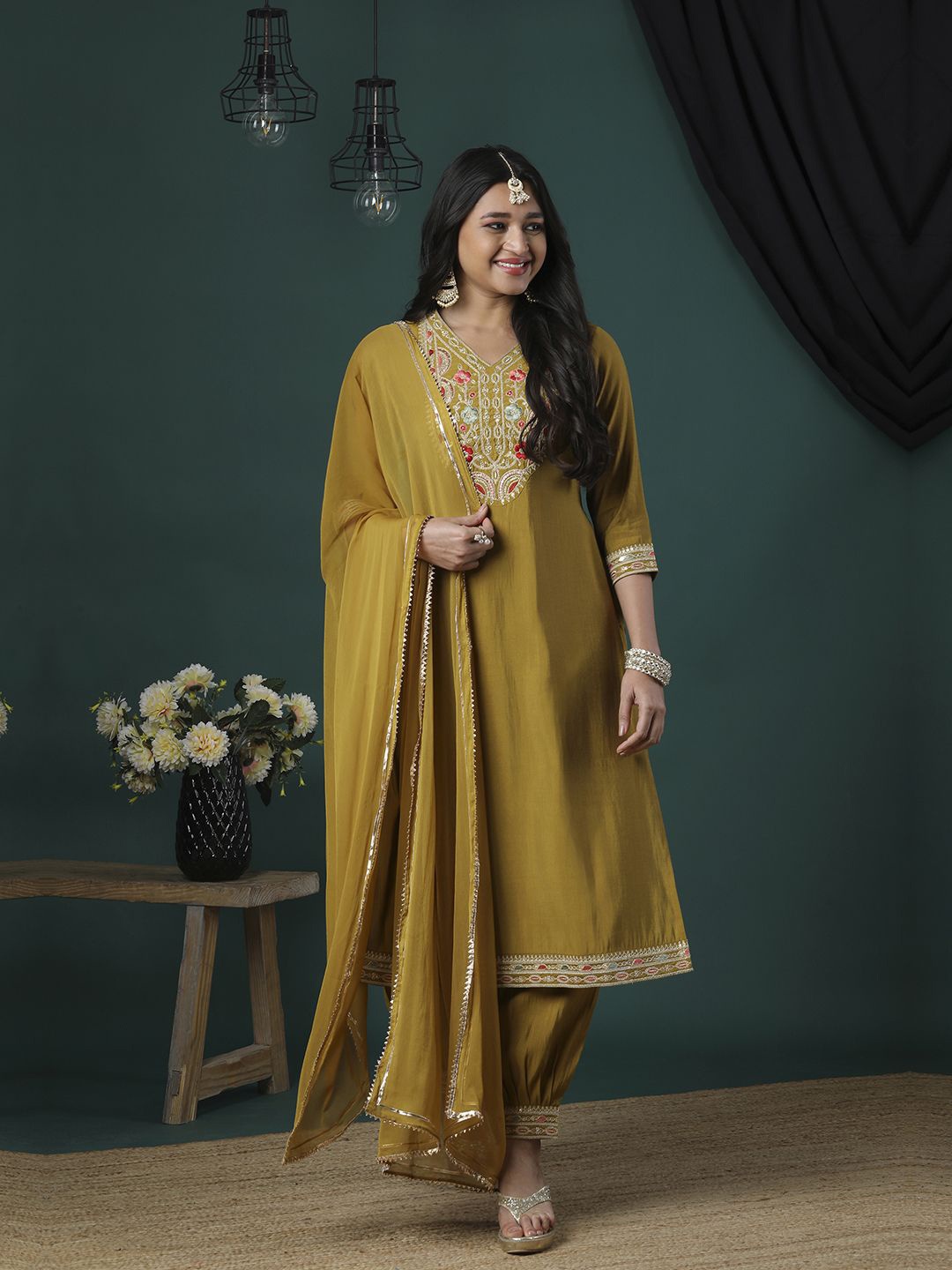 

Globus Women Floral Yoke Design Regular Thread Work Kurta with Trousers & With Dupatta, Mustard