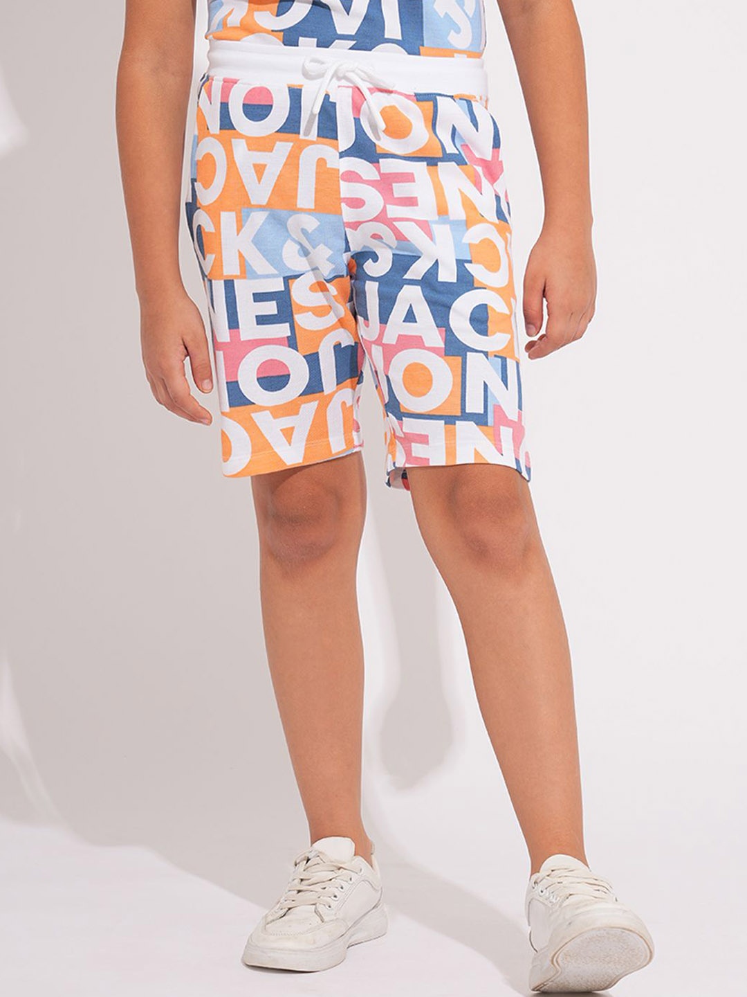 

Jack & Jones Junior Boys Printed Shorts, Multi