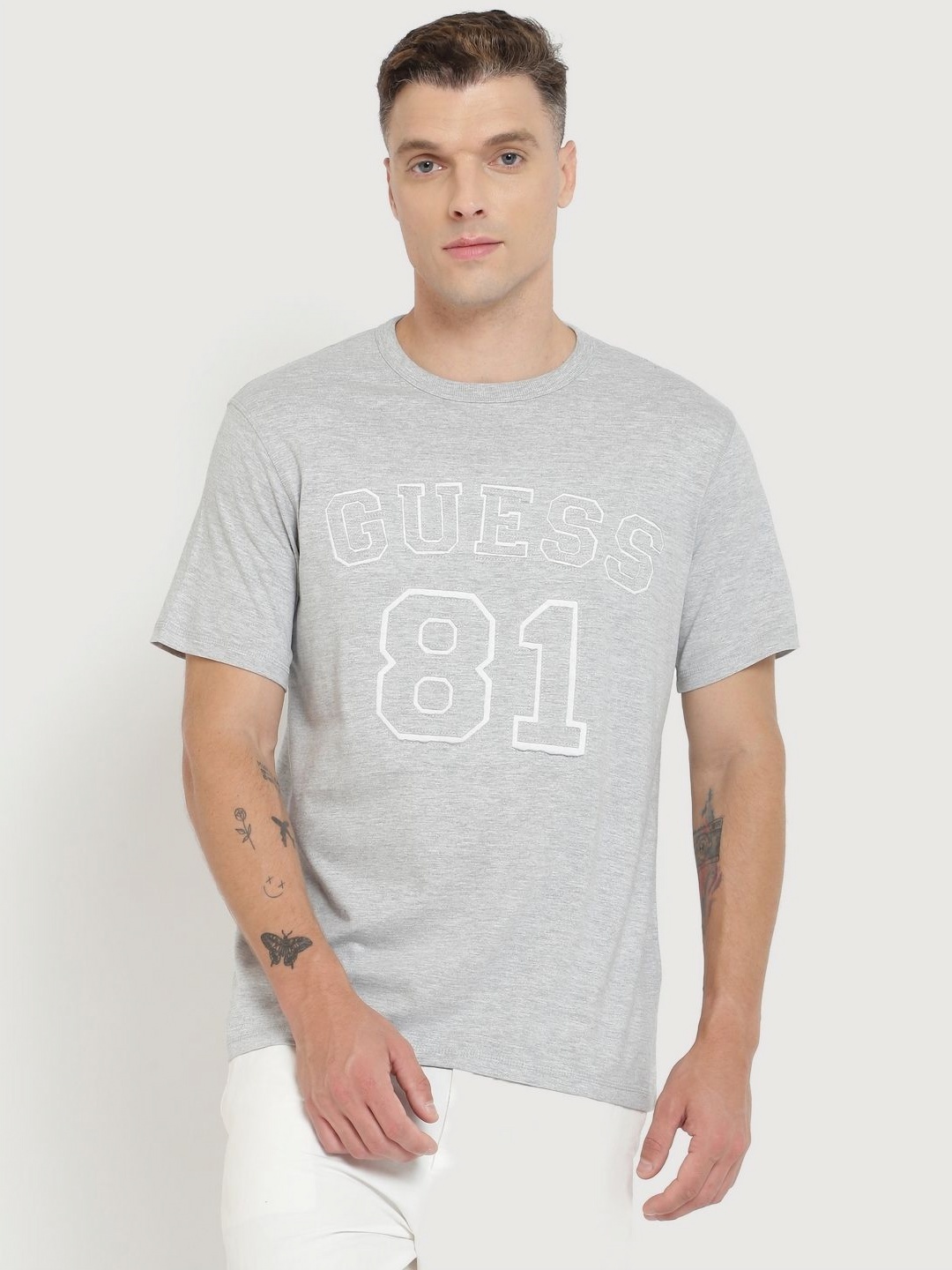 

GUESS Men Varsity Printed Pockets T-shirt, Grey