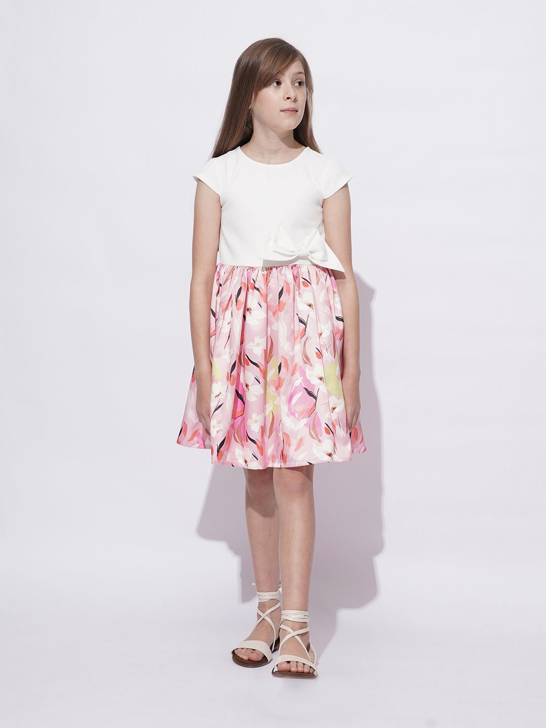 

Vero Moda Floral Printed Cap Sleeves Fit & Flare Dress With Bow, White