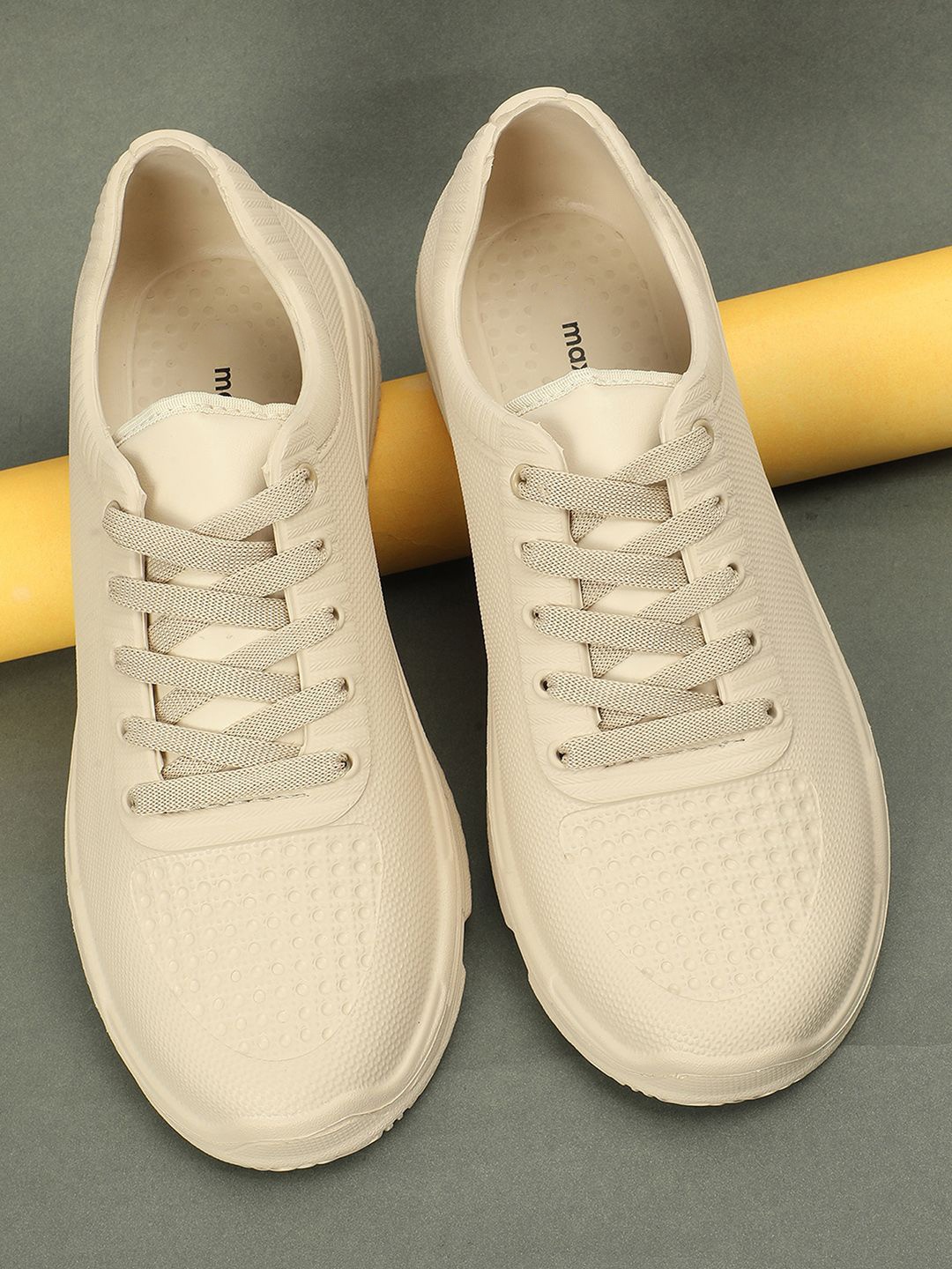 

max Men PU Comfort Insole Sneakers, Beige