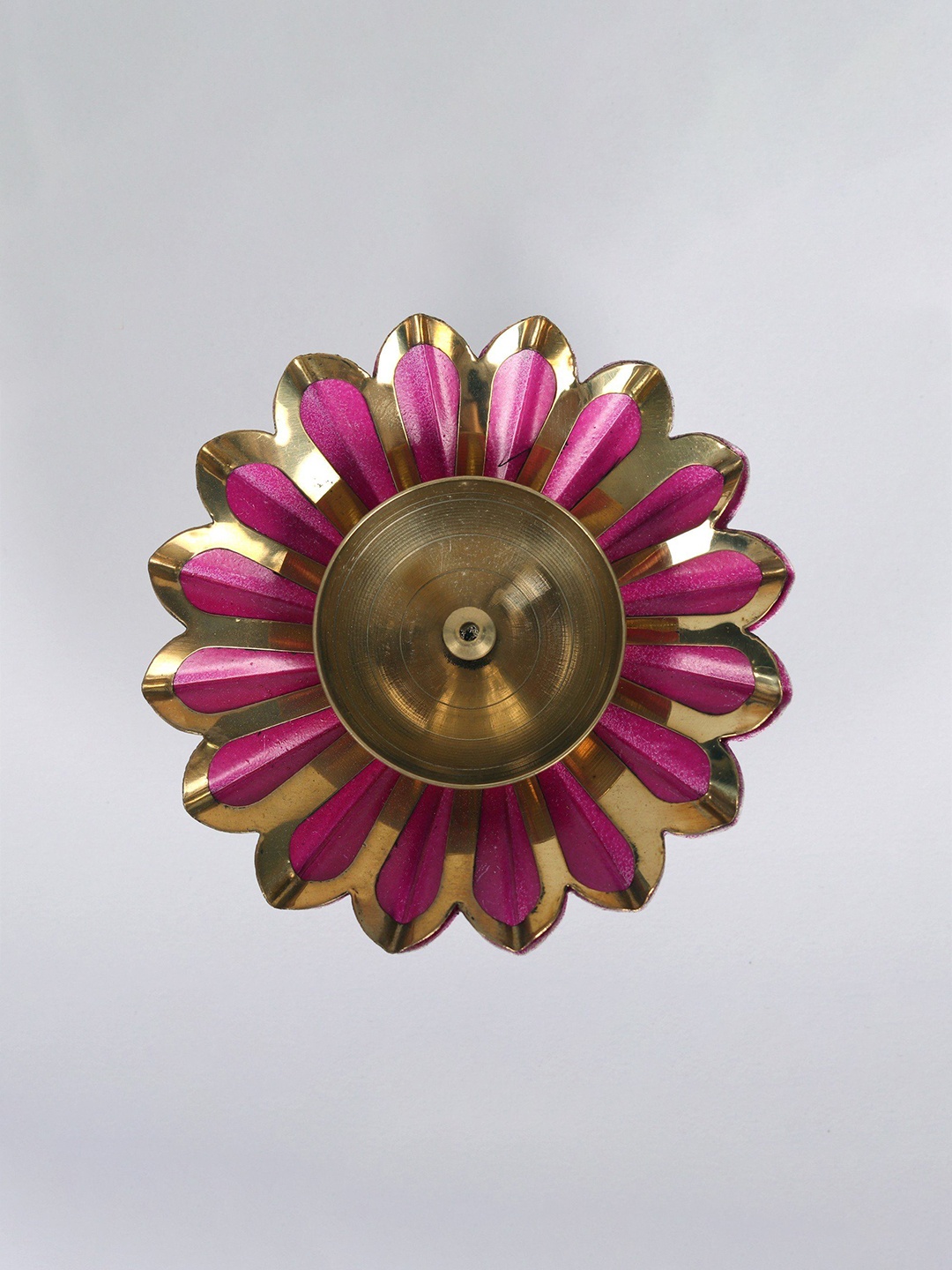 

Exotic India Brass Flower Diya, Gold