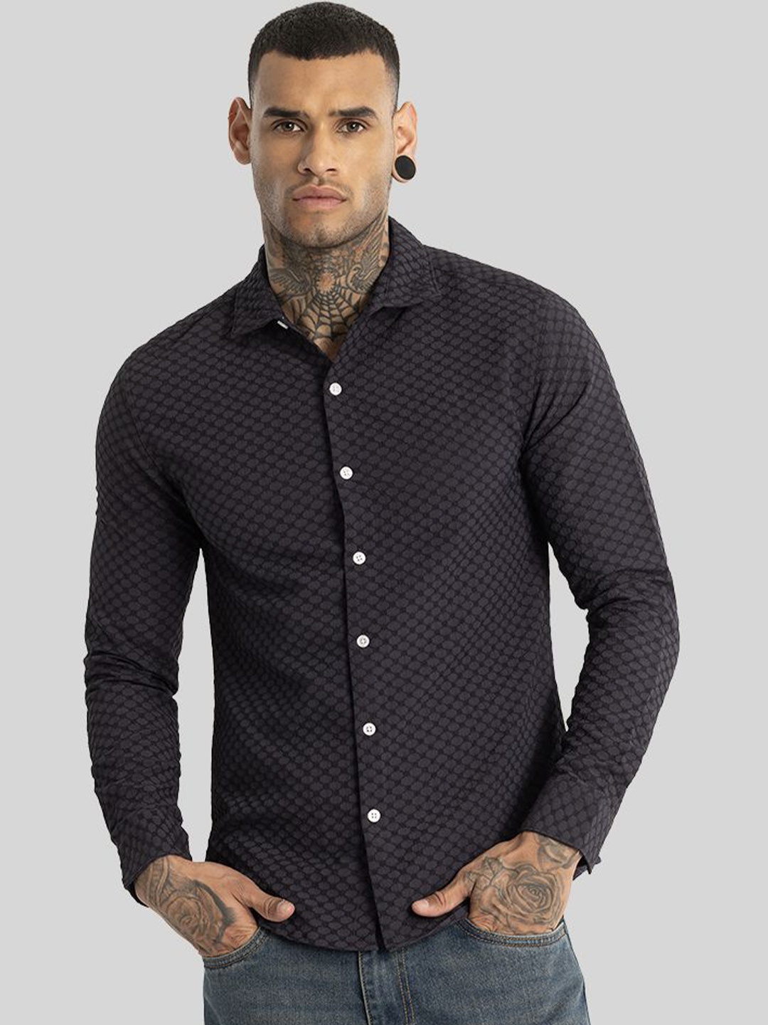 

Snitch Men Smart Slim Fit Opaque Printed Casual Shirt, Charcoal