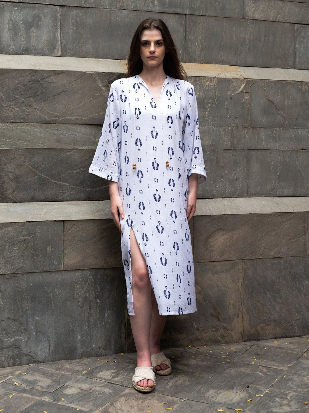 

SOTBELLA Floral Print Flared Sleeve Organic Cotton A-Line Maxi Dress, White