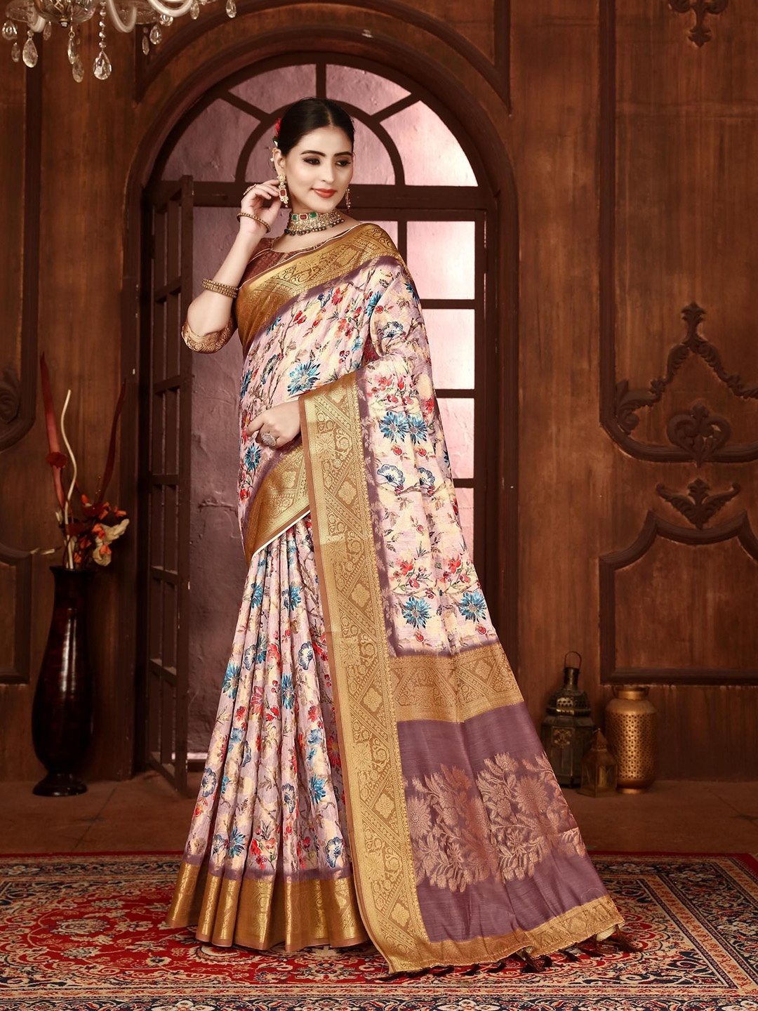 

ALAGINI Floral Zari Silk Blend Saree, Off white