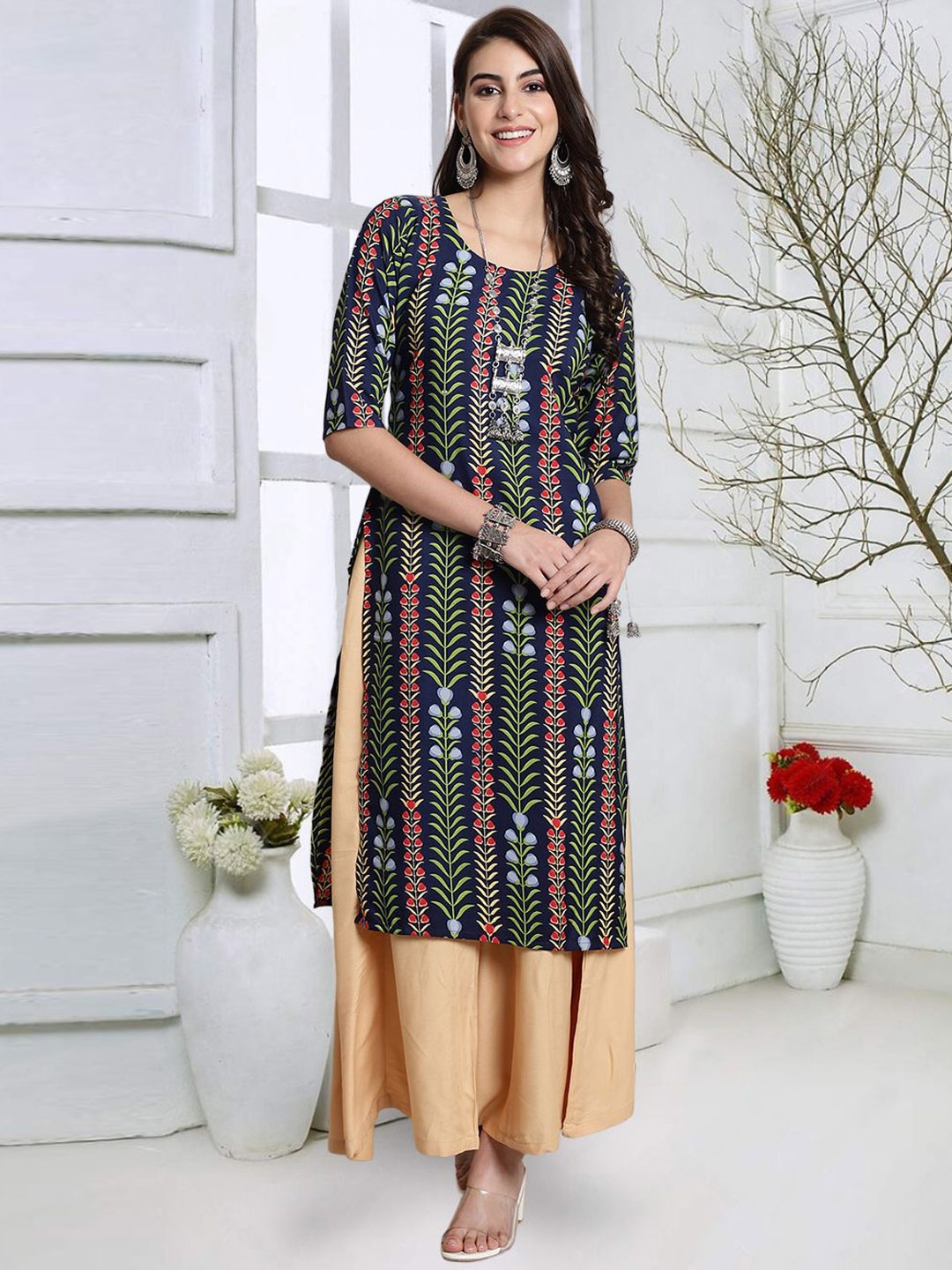 

7Threads Women Geometric Striped Keyhole Neck Cold-Shoulder Sleeves Sequinned Floral Crepe Kurta, Multi
