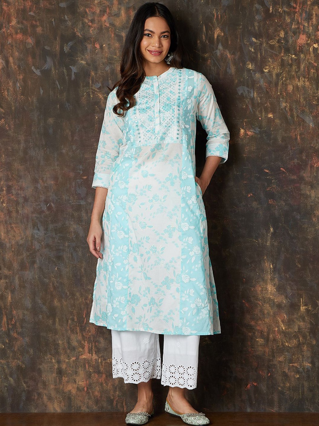 

Melange by Lifestyle Women Floral Printed Thread Work Kurta, Blue