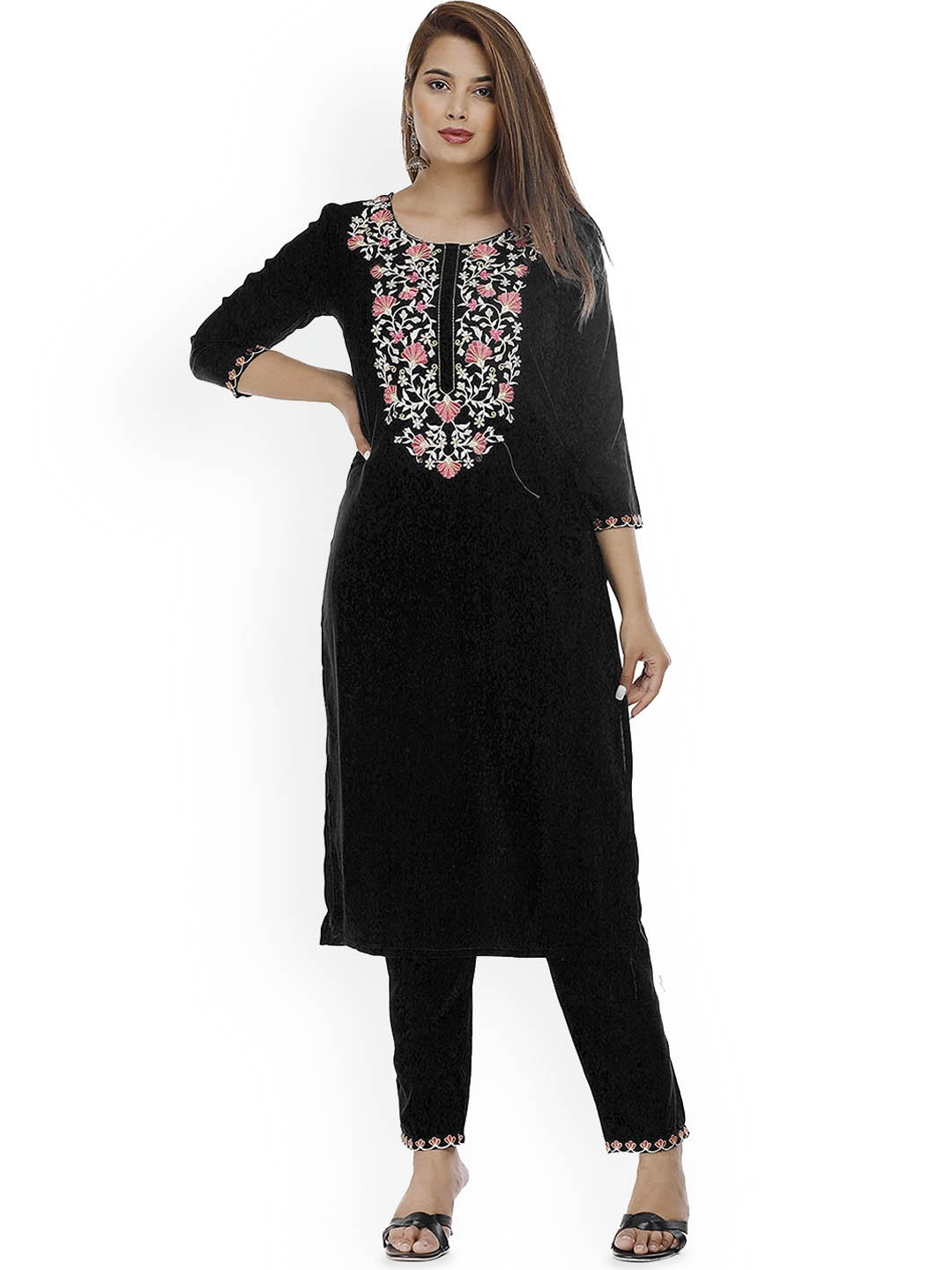 

G4Girl Women Ethnic Motifs Yoke Design Regular Thread Work Kurta with Pyjamas, Black