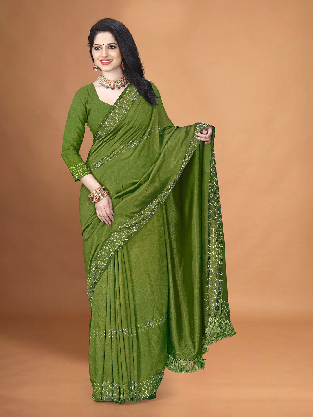 

Sanwariya Silk Embellished Beads and Stones Jute Silk Saree, Green