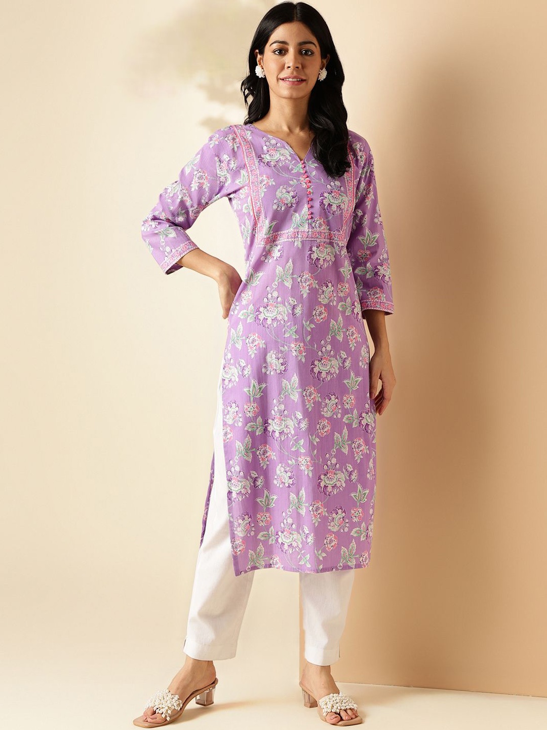 

Vbuyz Women Lavender Cotton Floral Print with Lace Work Straight Stitched Kurta