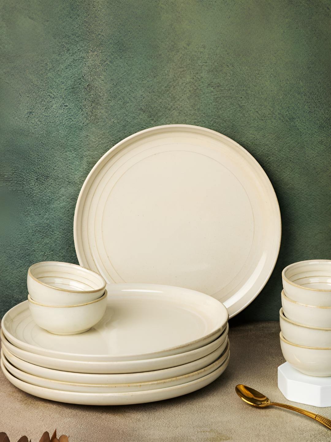 

BODHI HOUSE White 12-Pieces Porcelain Glossy Dinner Set