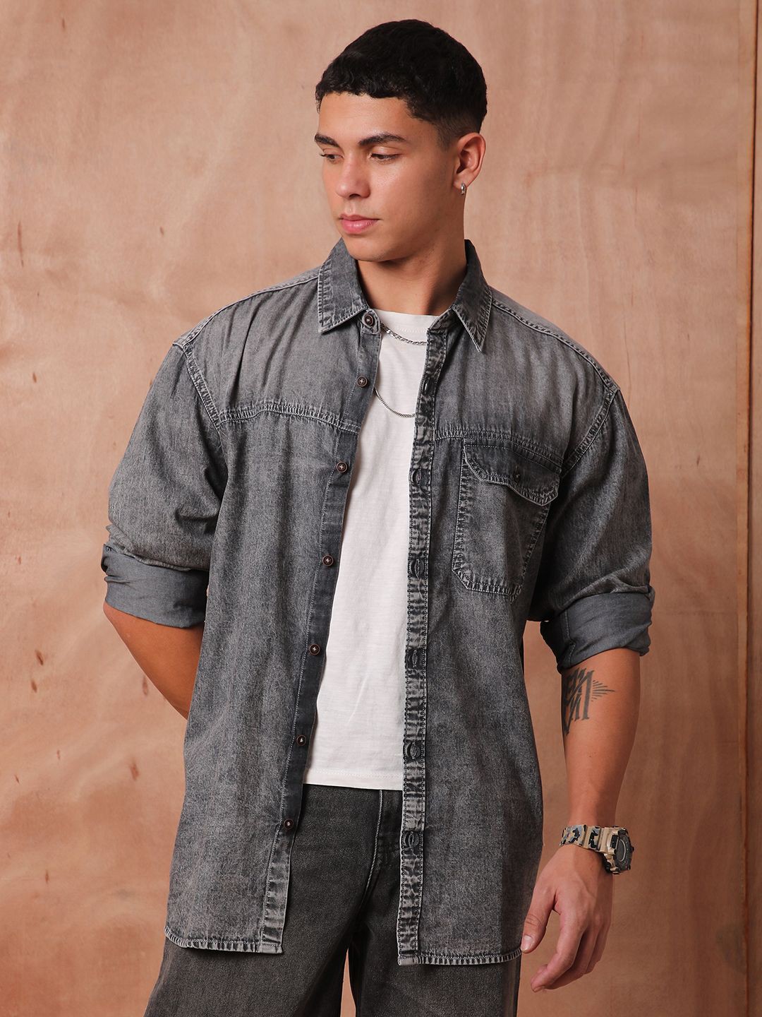 

The Roadster Lifestyle Co Relaxed Fit Denim Casual Shirts, Grey