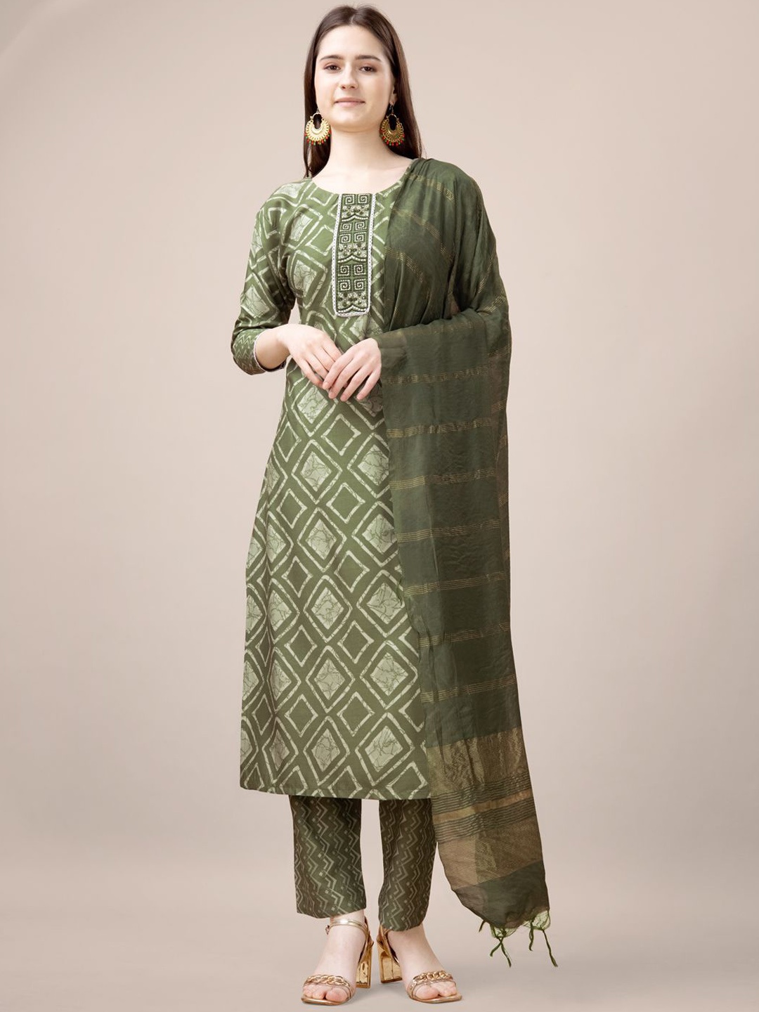 

devkison Designer Women Printed Regular Kurta with Churidar & With Dupatta, Green