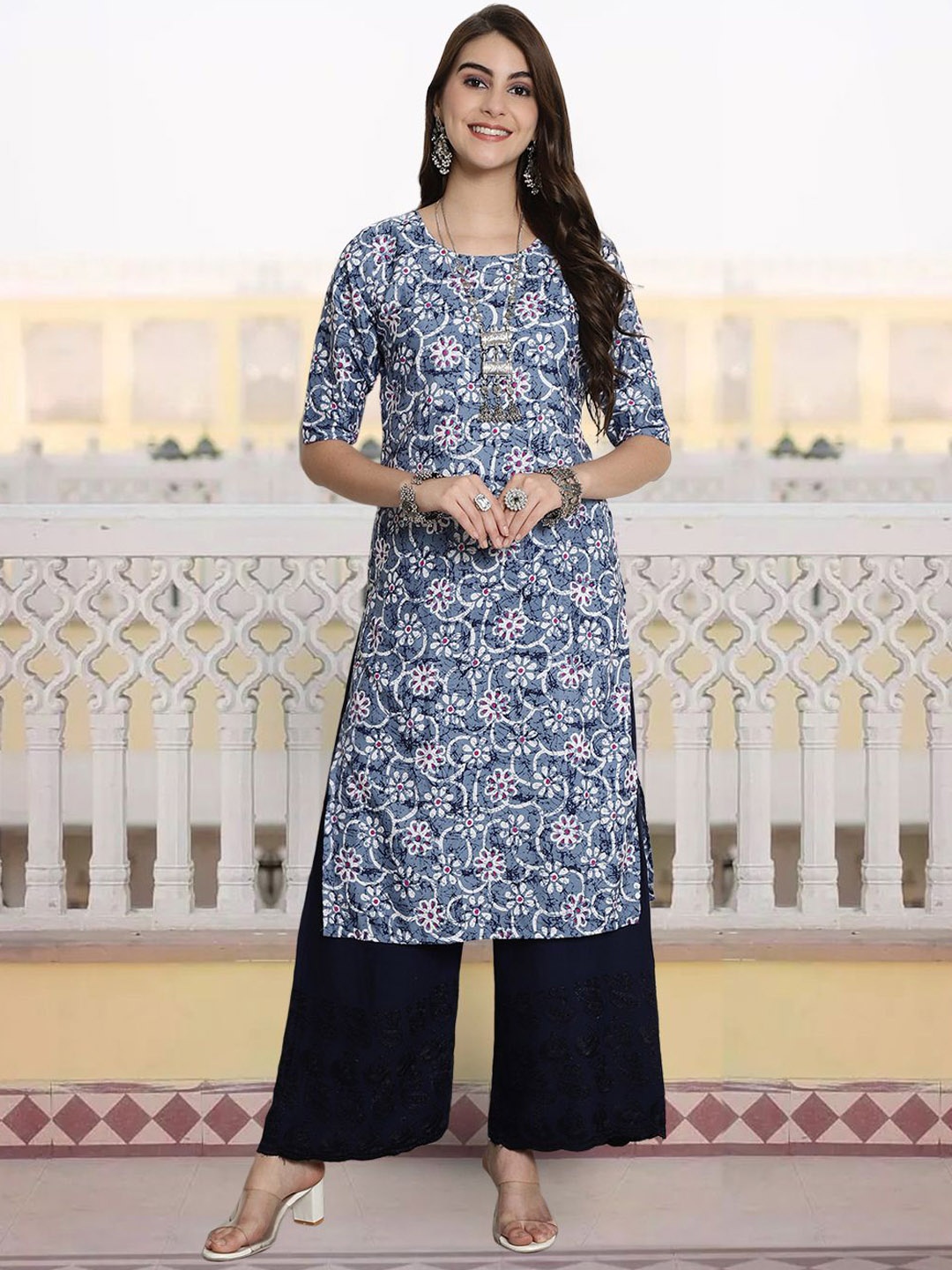 

7Threads Women Ethnic Motifs Printed Sequinned Floral Crepe Kurta, Multi