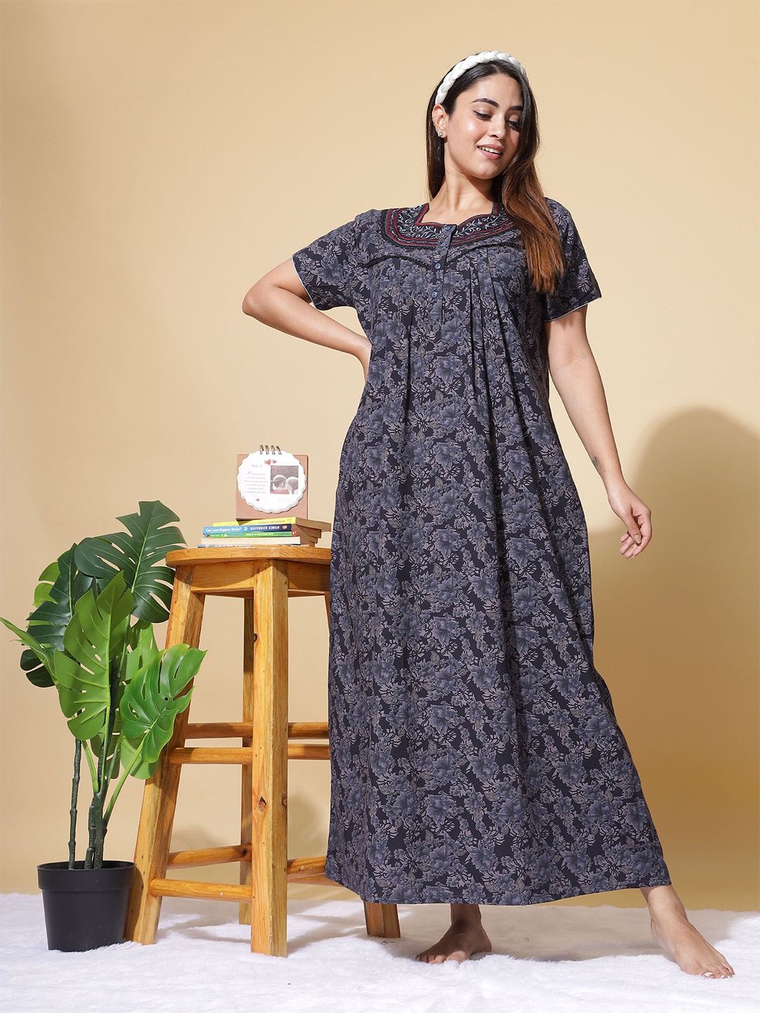 

9shines Label Printed Maxi Nightdress, Blue