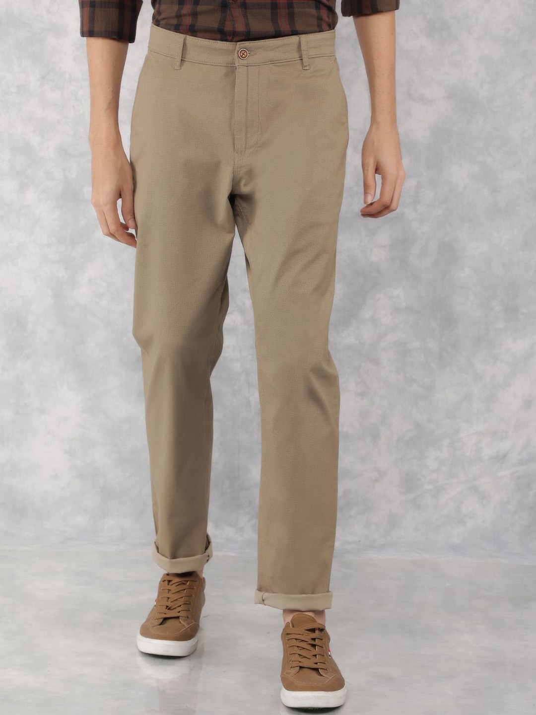 

Crimsoune Club Men Smart Slim Fit Trousers, Beige
