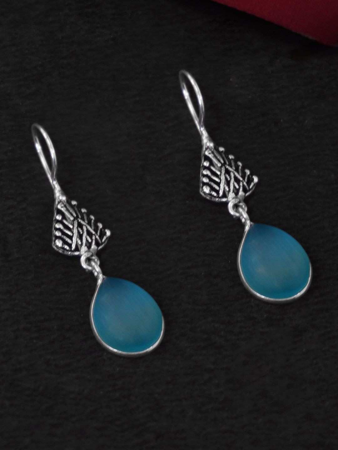 

Niscka Contemporary Drop Earrings, Blue