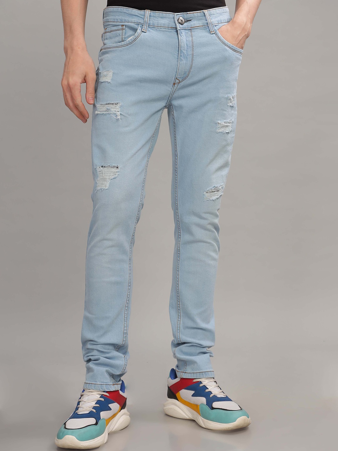 

TOMHIDDLE Men Mildly Distressed Jeans, Blue