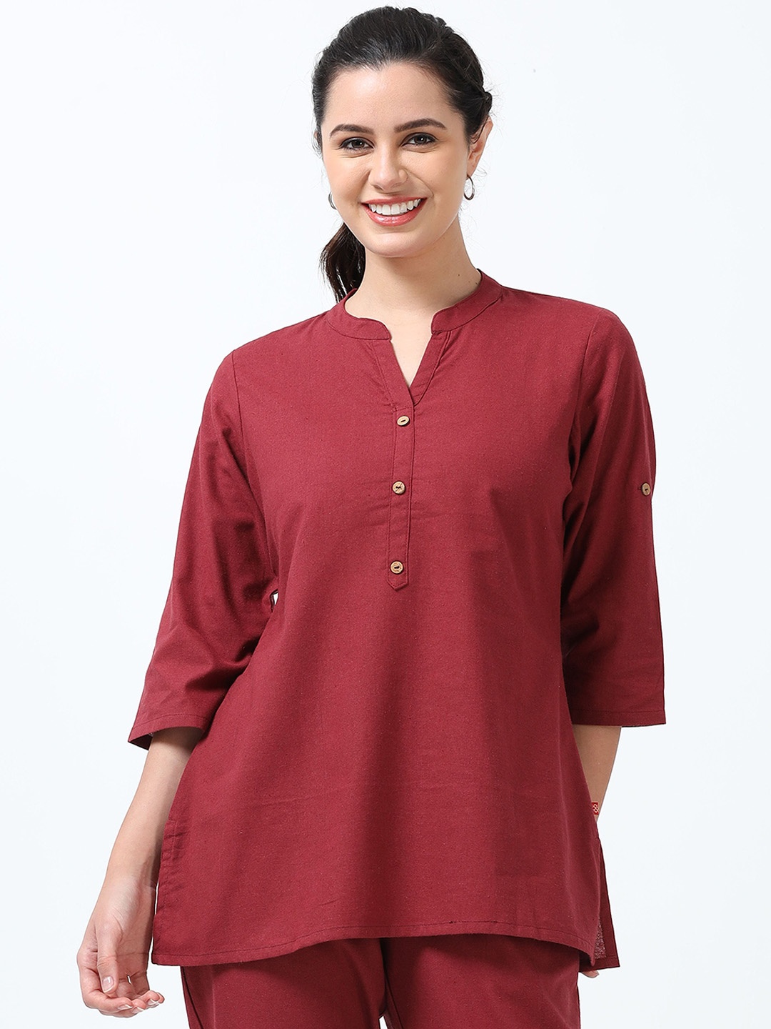 

Marcia Women Thread Work Kurta, Maroon