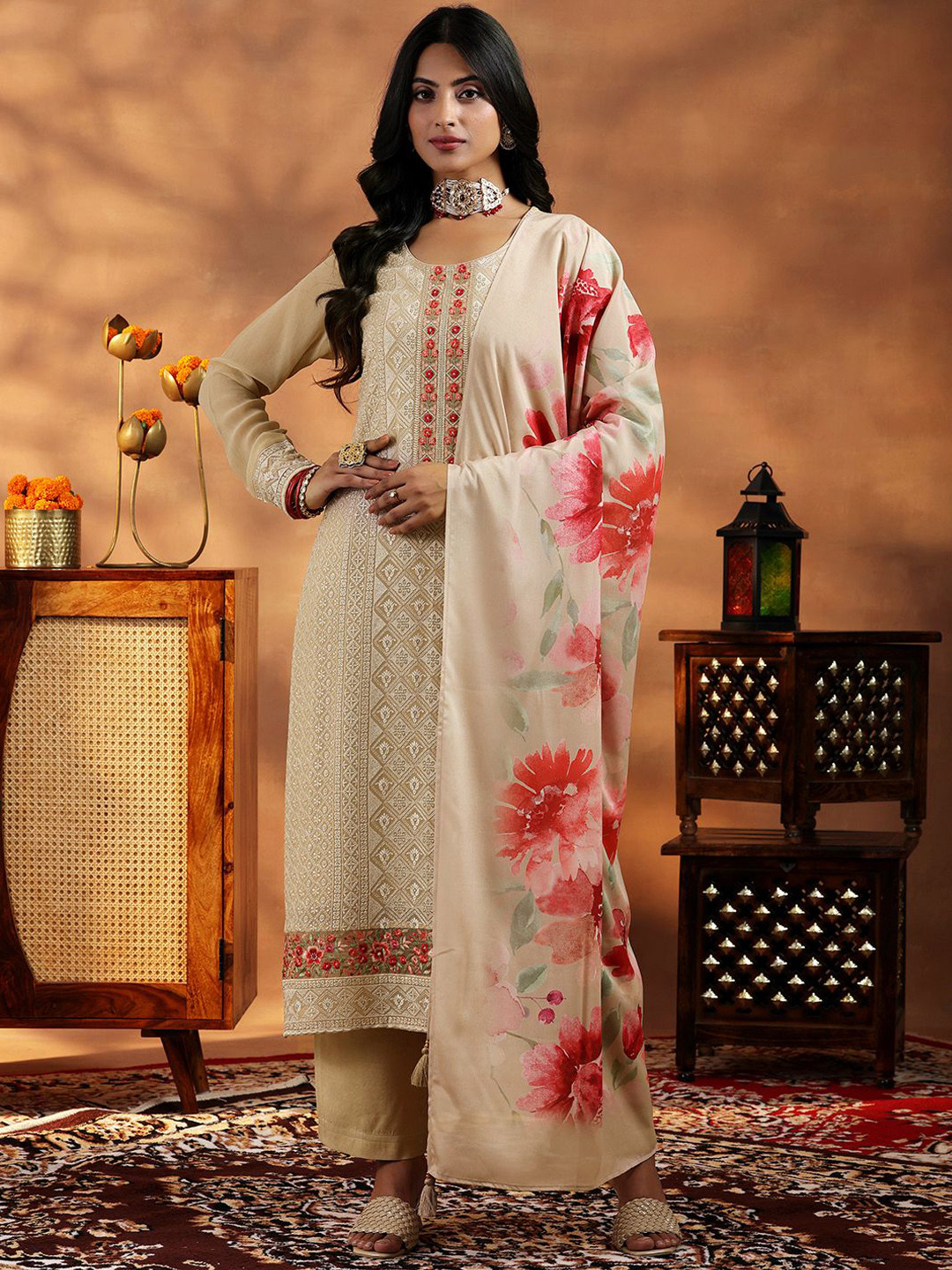 

Libas Women Floral Embroidered Regular Thread Work Kurta with Trousers & With Dupatta, Beige