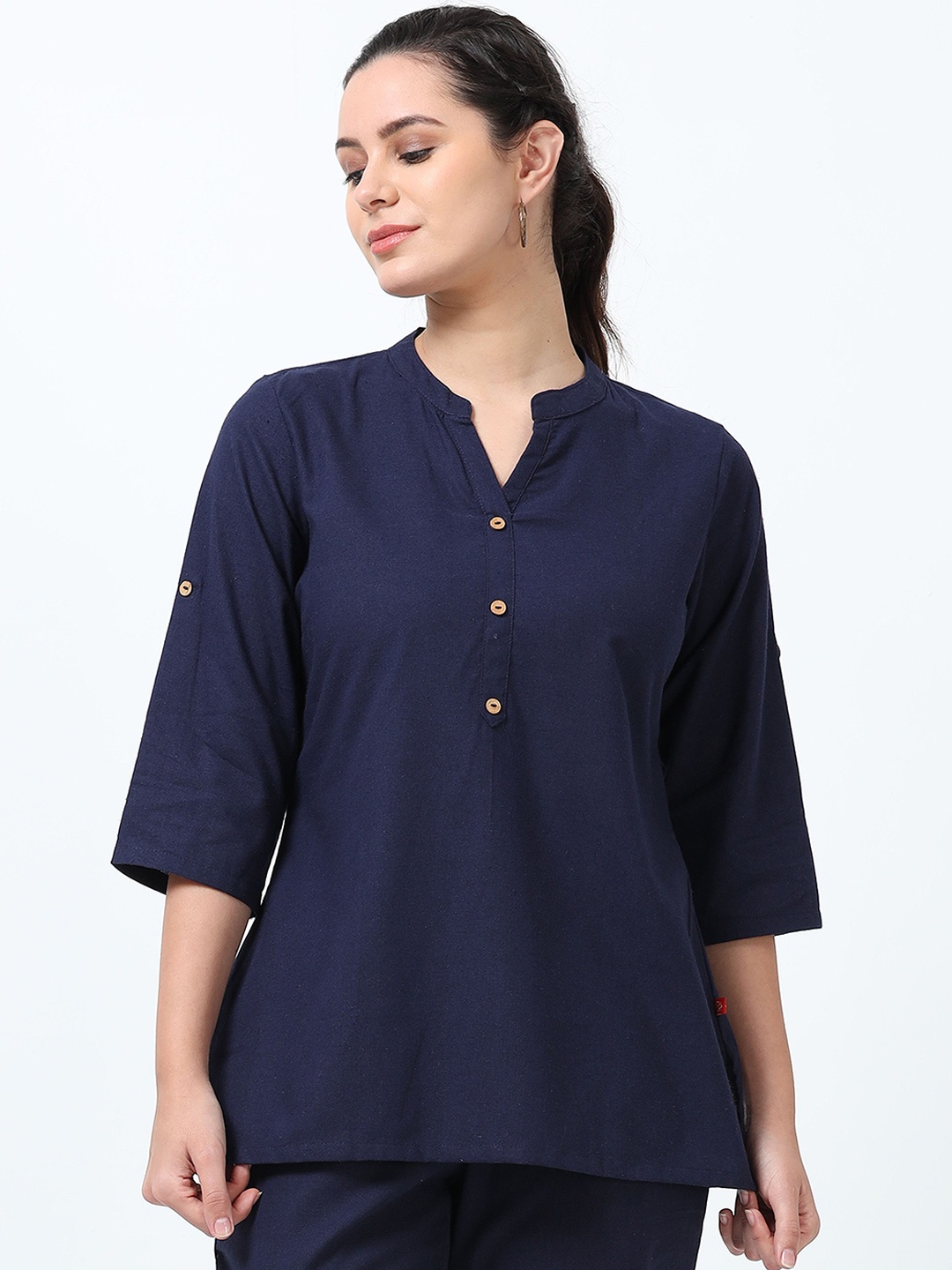 

Marcia Women Flared Sleeves Thread Work Kurta, Navy blue