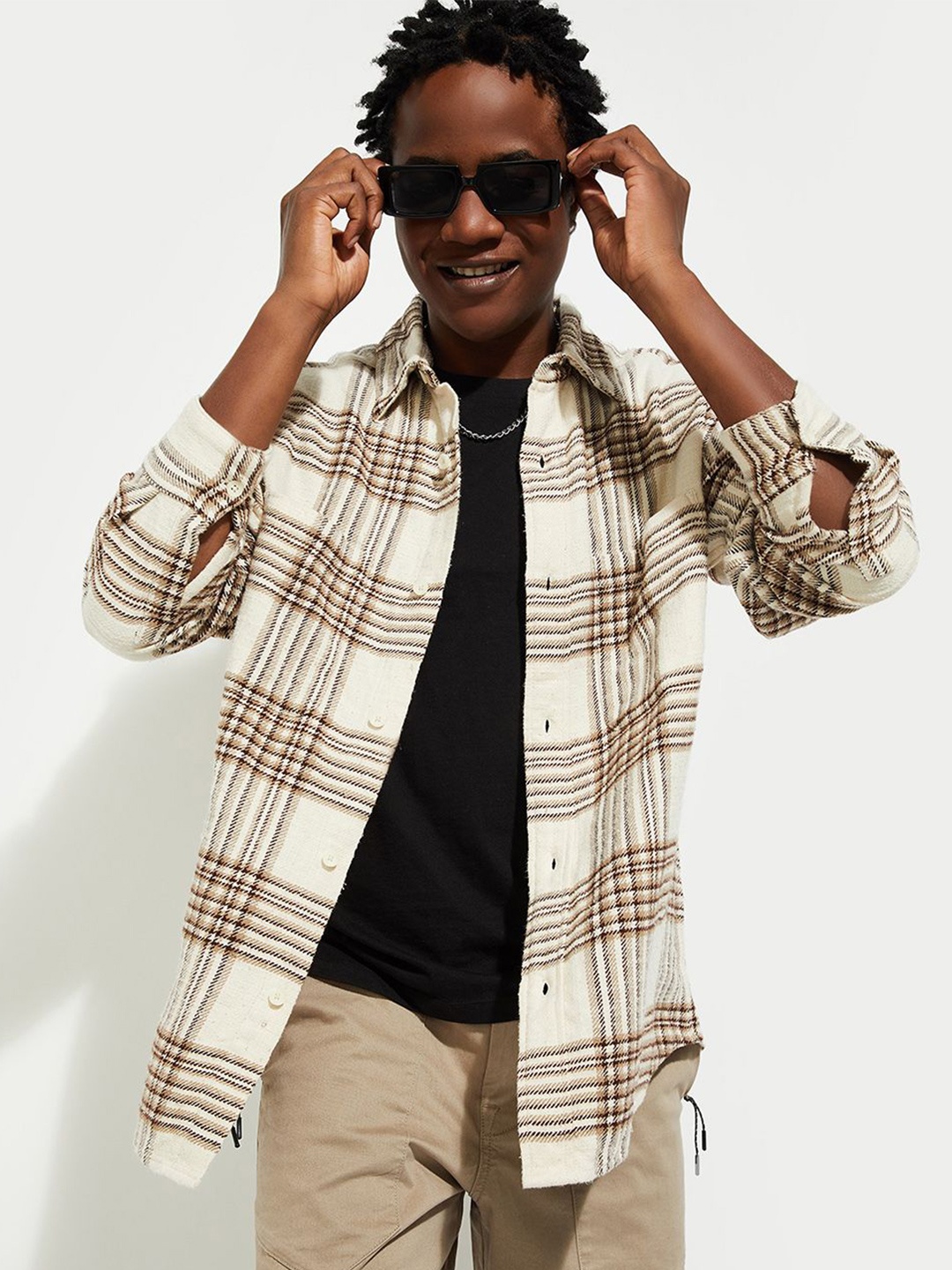 

max URB_N Men Relaxed Fit Checked Shacket, Brown