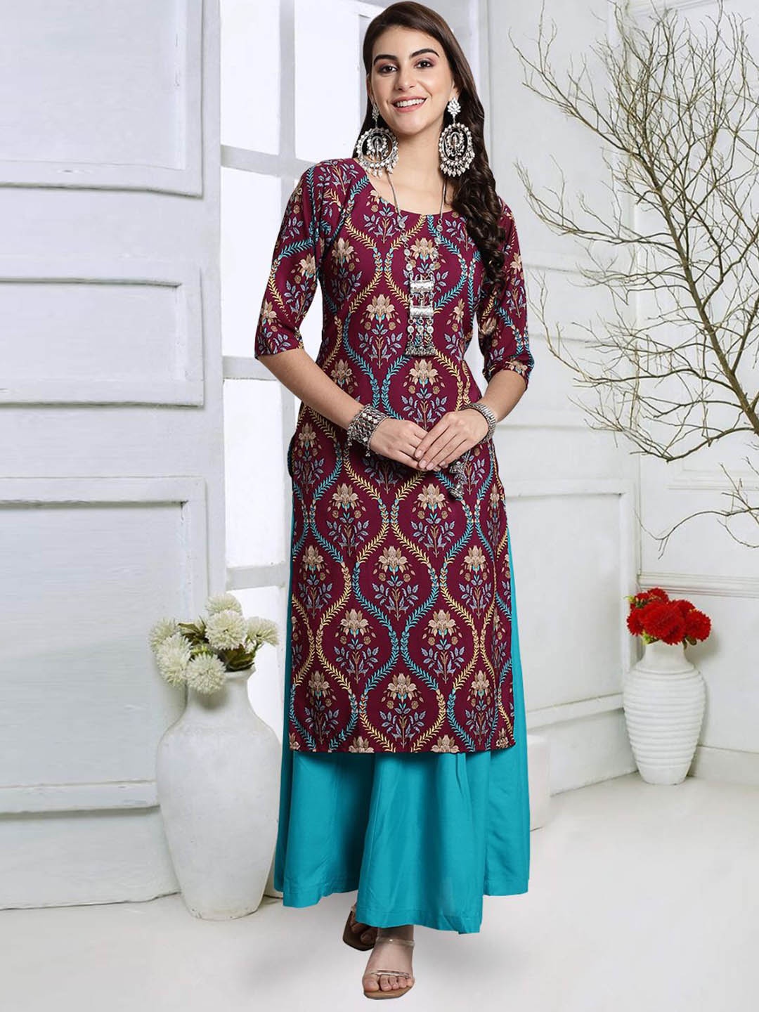 

7Threads Women Geometric Printed Keyhole Neck Mirror Work Floral Crepe Kurta, Multi