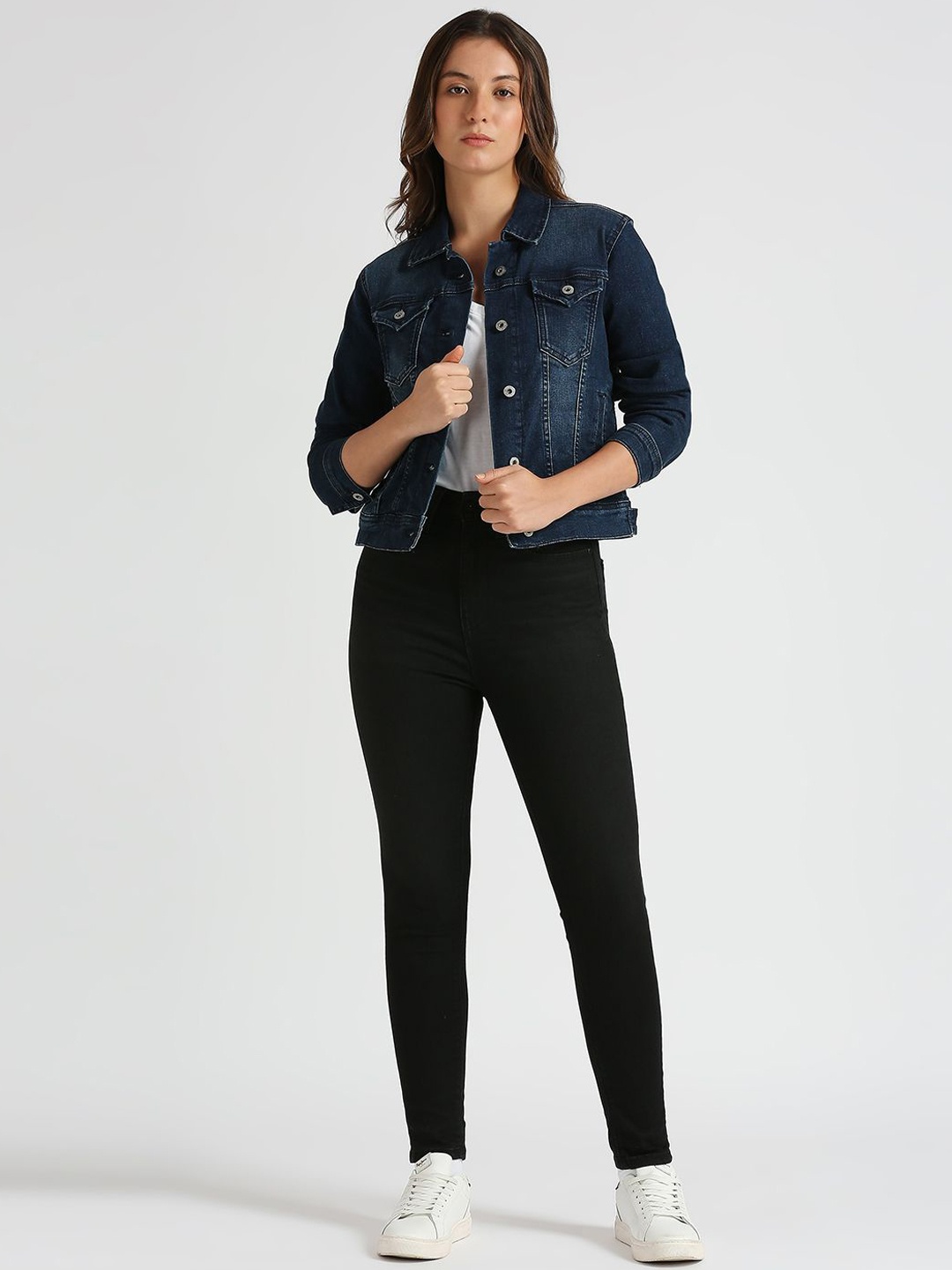 

Pepe Jeans Women Skinny Fit High-Rise Stretchable Jeans, Black