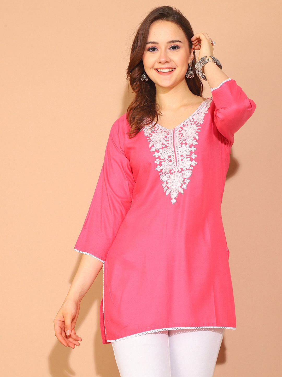

Roly Poly Floral Embroidered Straight Kurti, Pink