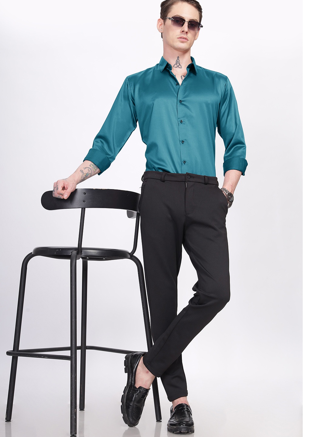 

HAMPTONS Shiny Satin Partywear Shirt, Green
