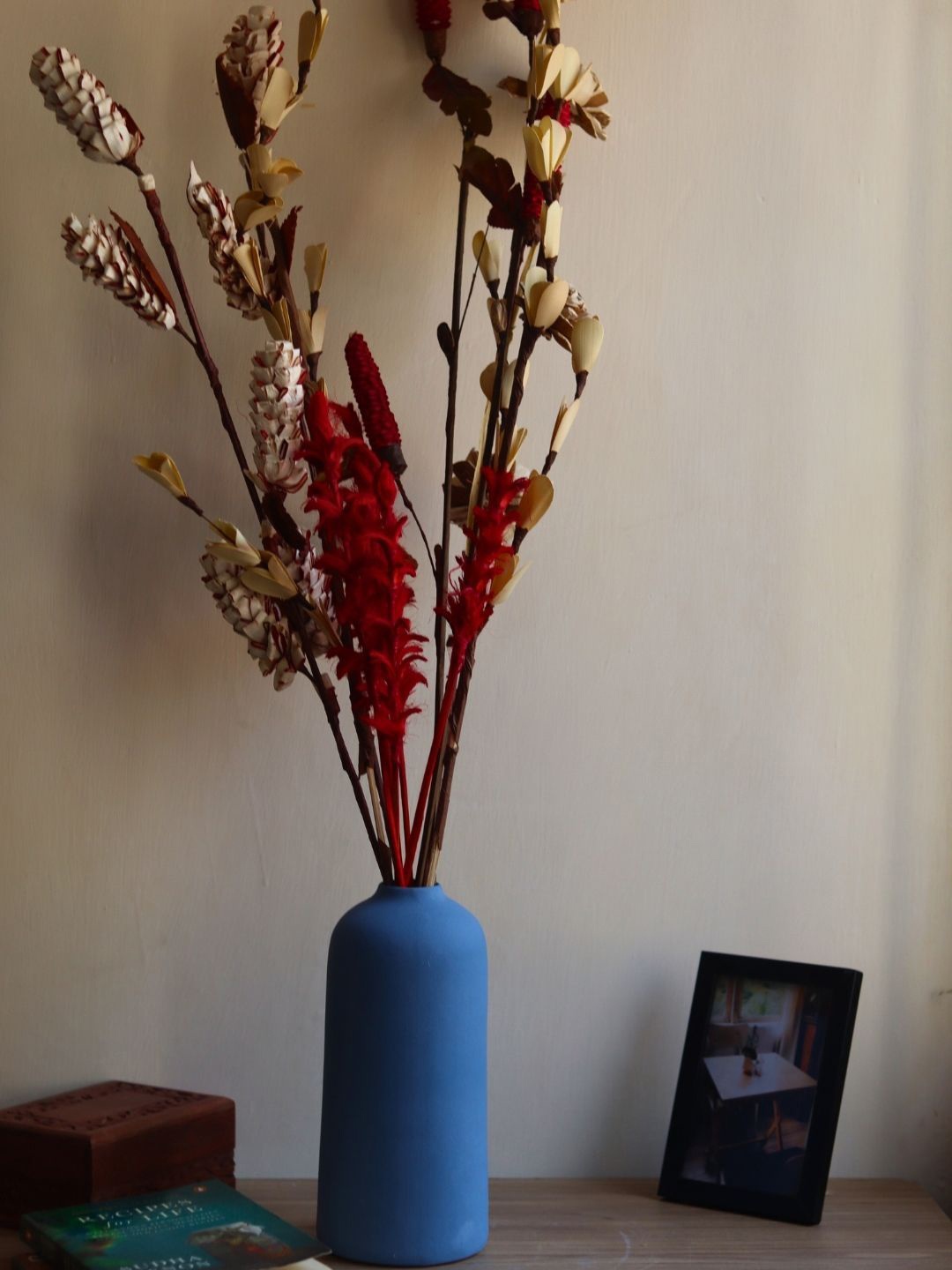 

WEAVING HOMES Beige Flower Bunch