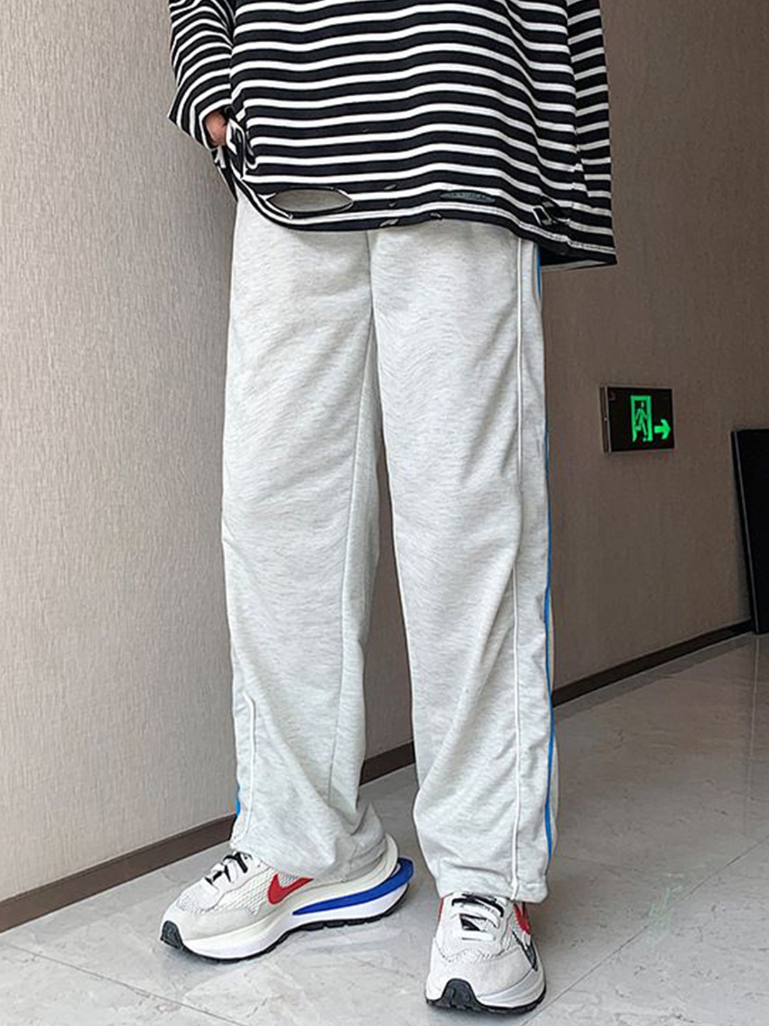 

StyleCast Men Track Pants, Off white