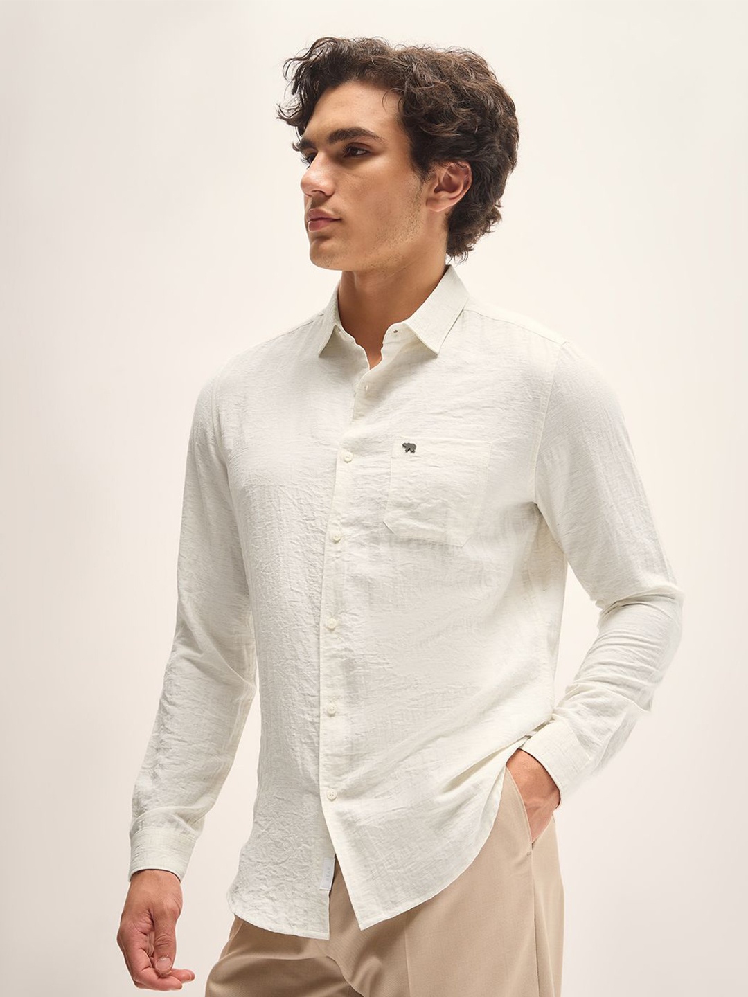 

THE BEAR HOUSE Men Slim Fit Opaque Casual Shirt, White