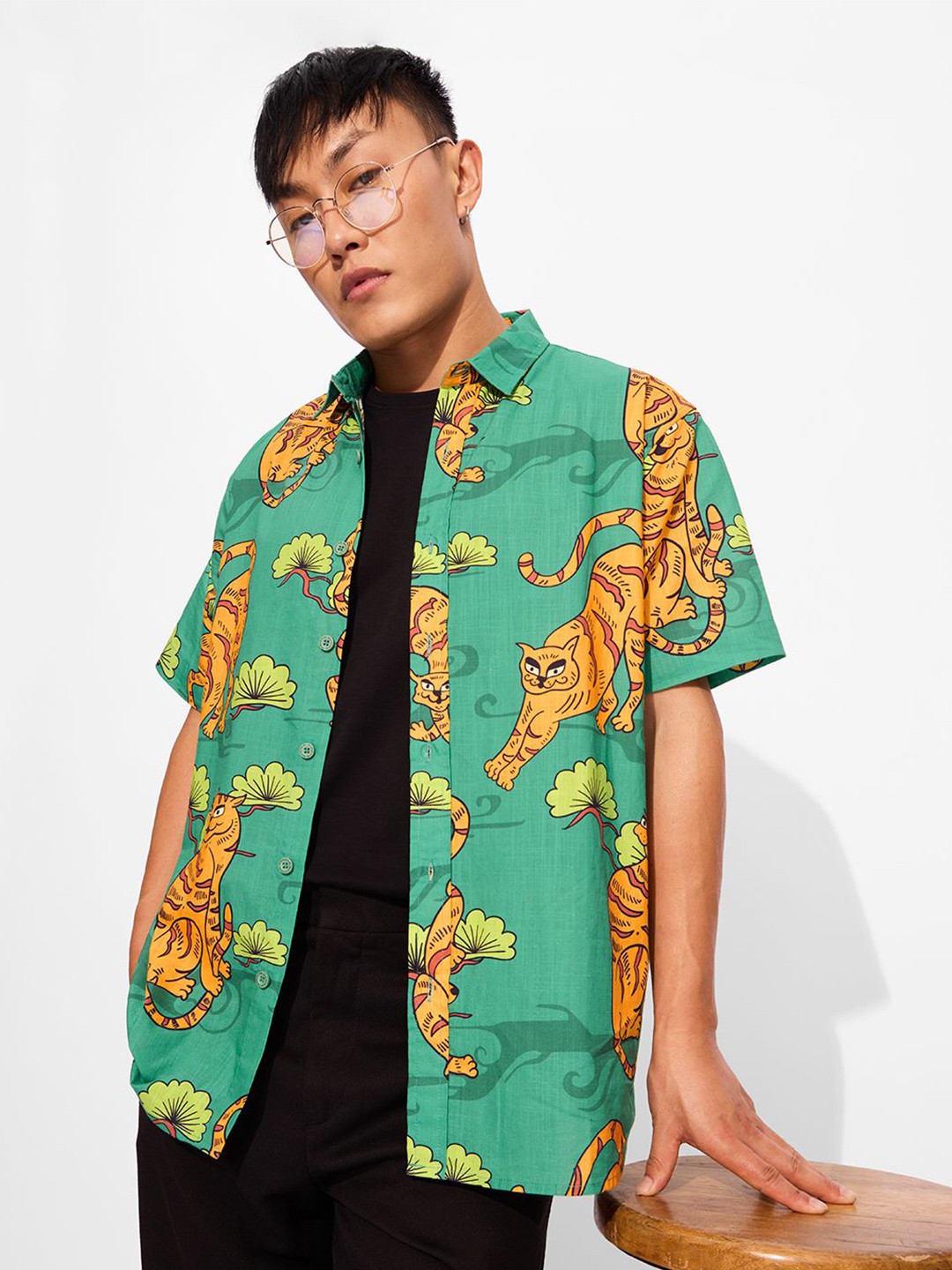 

The Souled Store Men Floral Opaque Printed Casual Shirt, Green